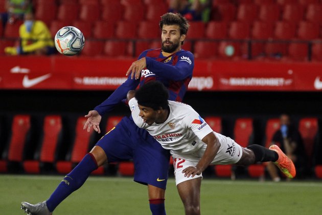 Pique Kounde Barca Sevilla EuropaPress