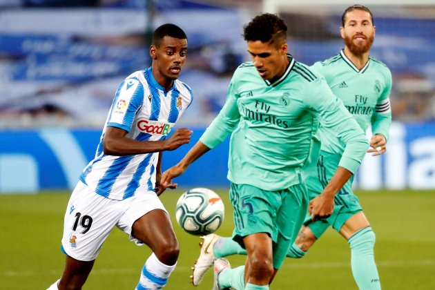 varane isak real madrid sociedad efe varane isak real madrid sociedad efe