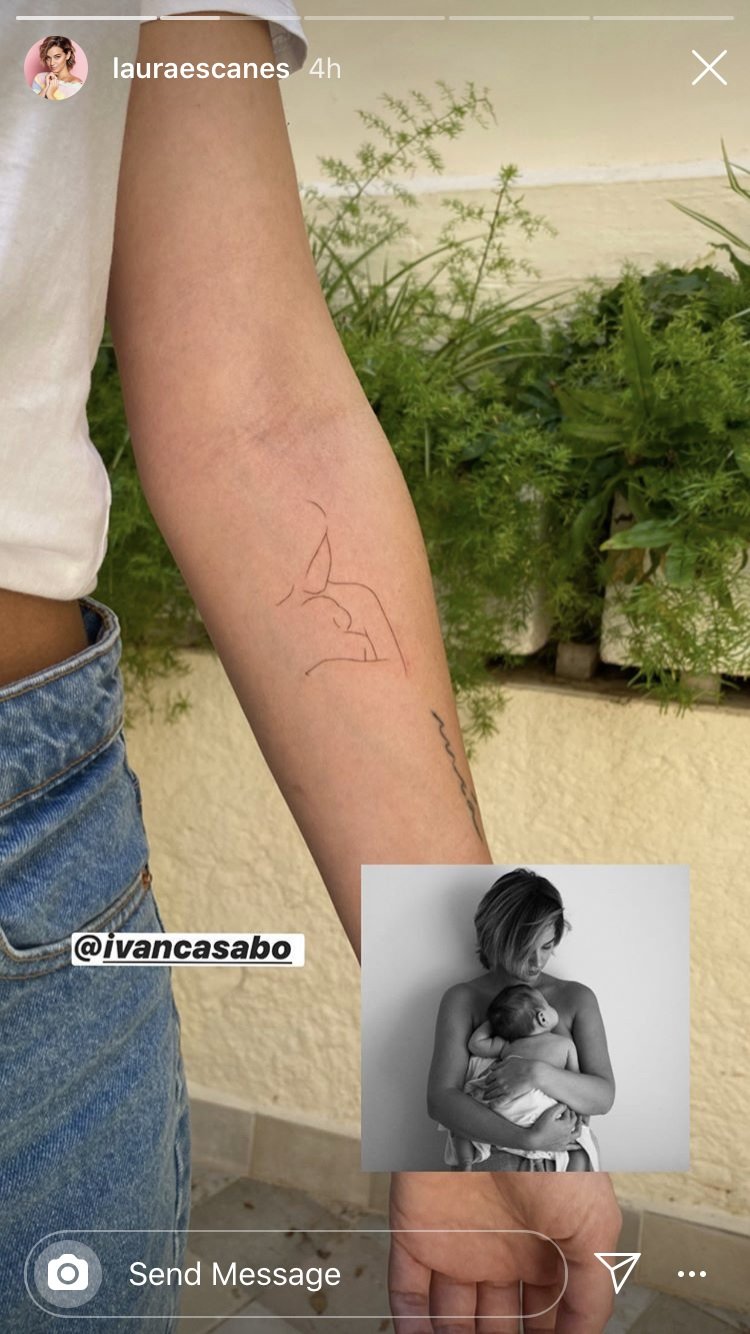 Laura Escanes tatuaje