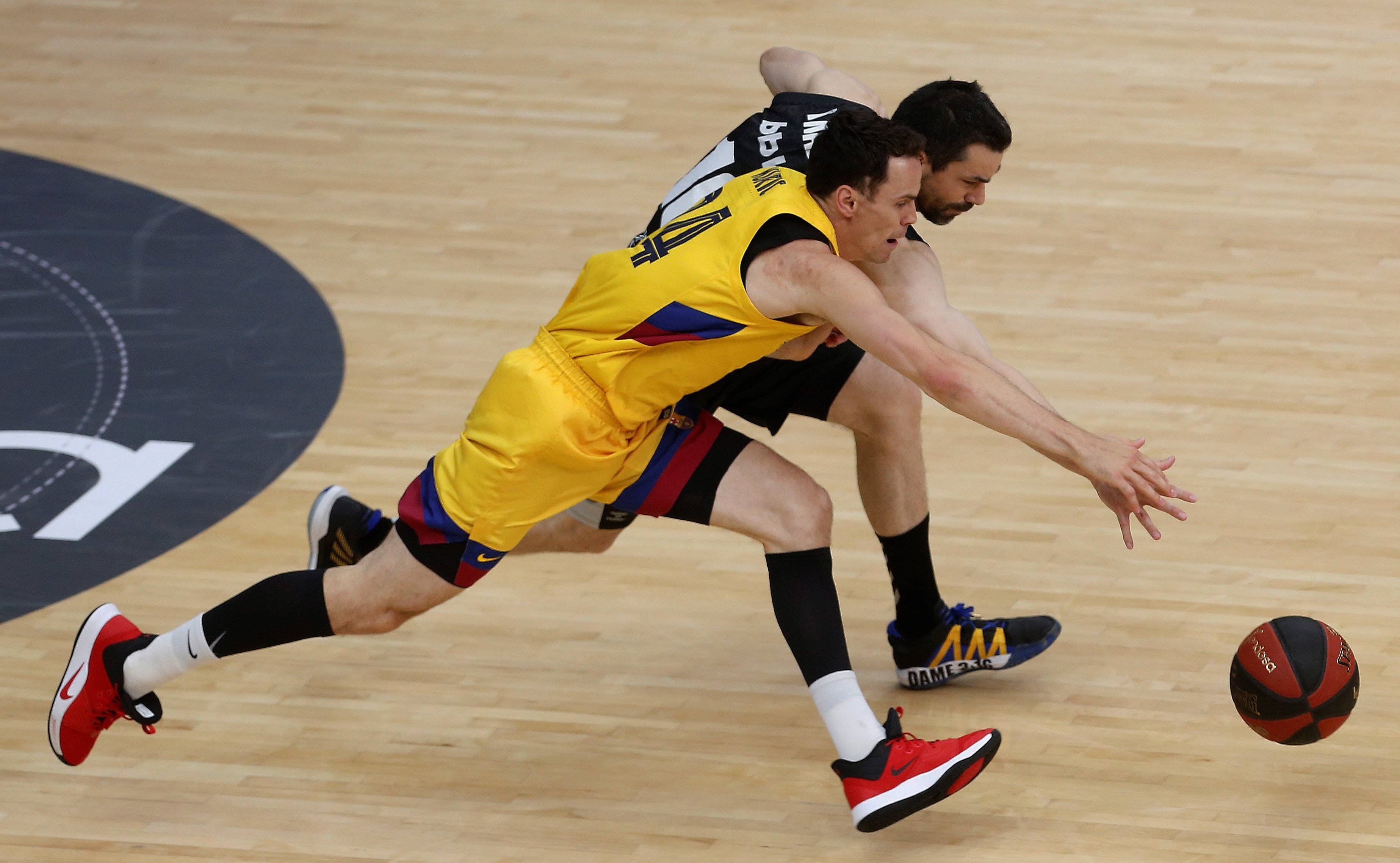 El Barça segueix imparable i accedeix a les semifinals com a primer (73-85)