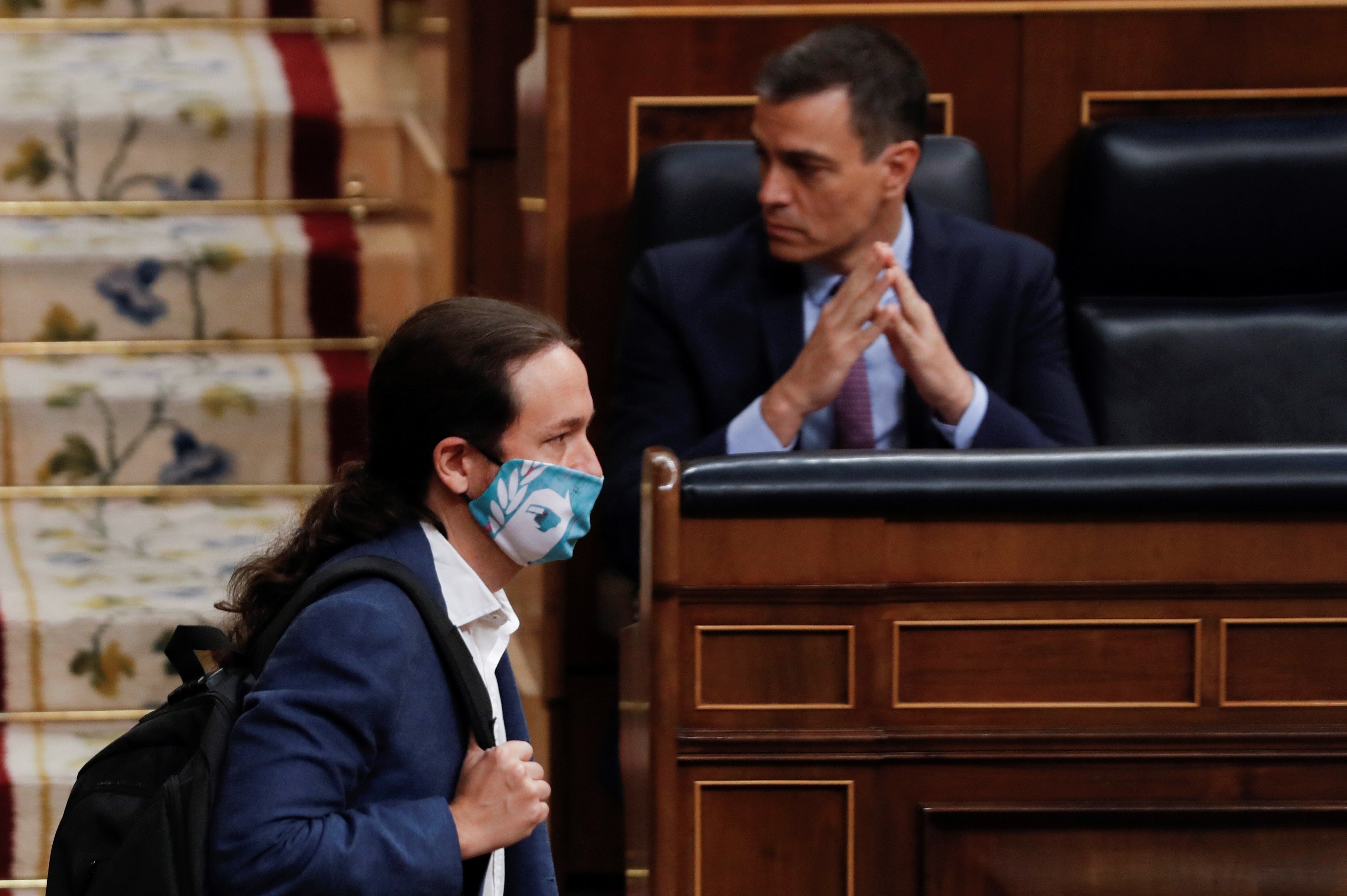 El CIS refuerza a Iglesias después de su pugna y Bárcenas hunde al PP