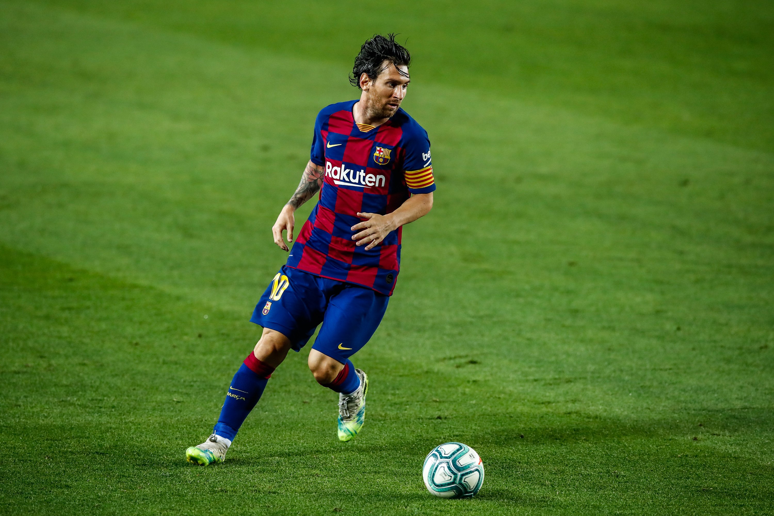 Portades a l'uníson: Messi vol marxar (però ningú dispara contra Bartomeu)