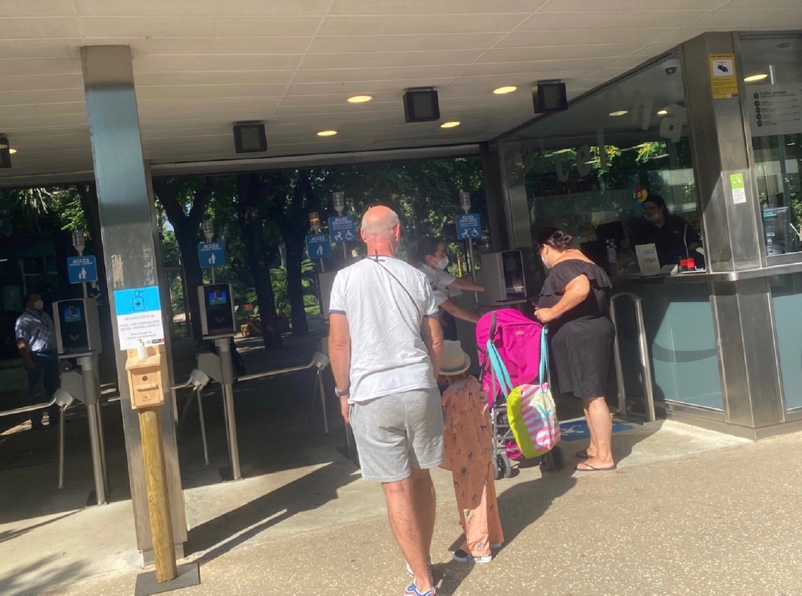 El Zoo de Barcelona vuelve a abrir las puertas con la mitad del aforo