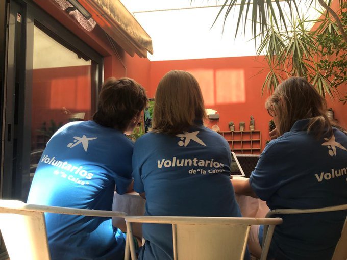 Unos 600 voluntarios de La Caixa participan en una jornada sobre medio ambiente