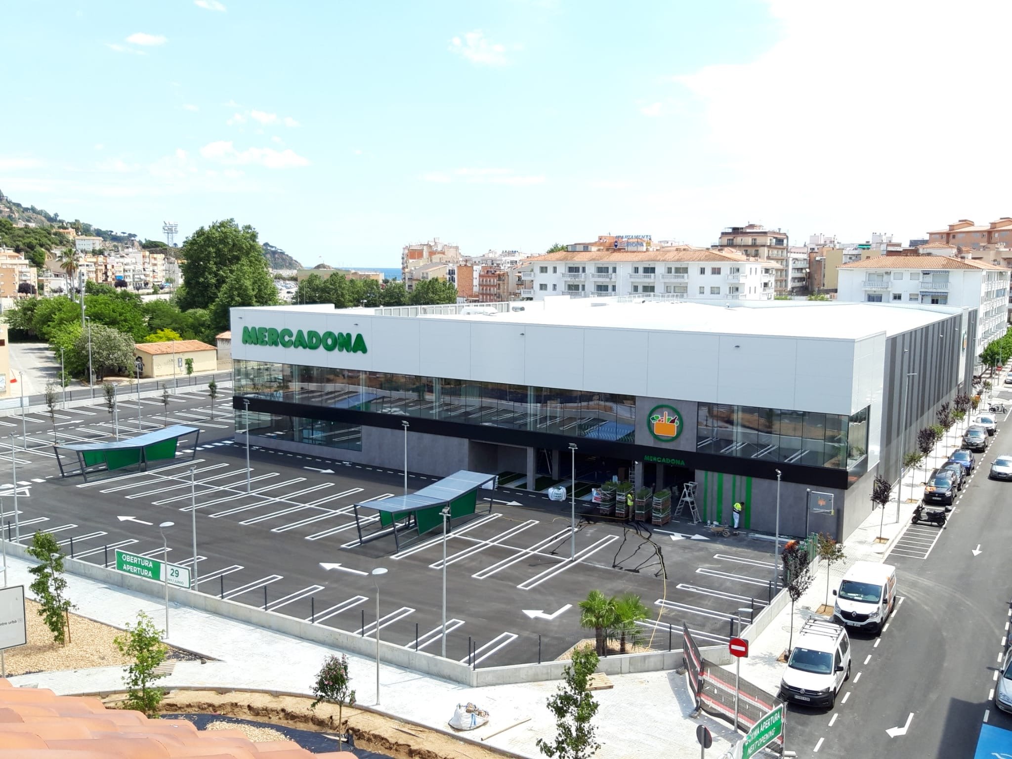 Exterior del supermercat Mercadona a Blanes (Girona). Foto: Efe