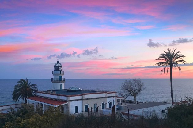 Faro de Calella shutterstock 