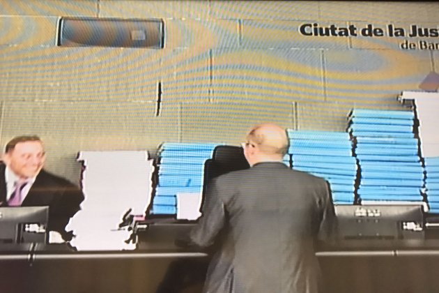 Sumari cas Palau Sumari cas Palau