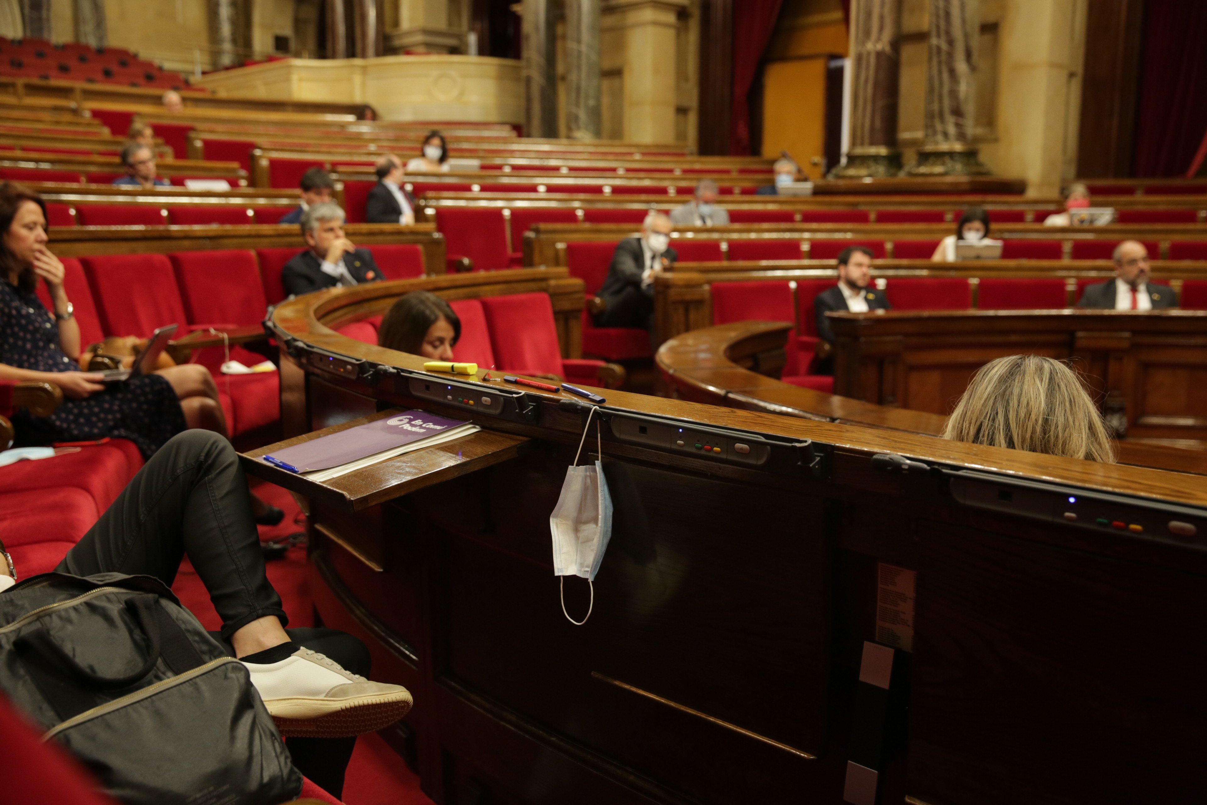 Avís de Vox al Parlament: frena una declaració institucional contra l'homofòbia