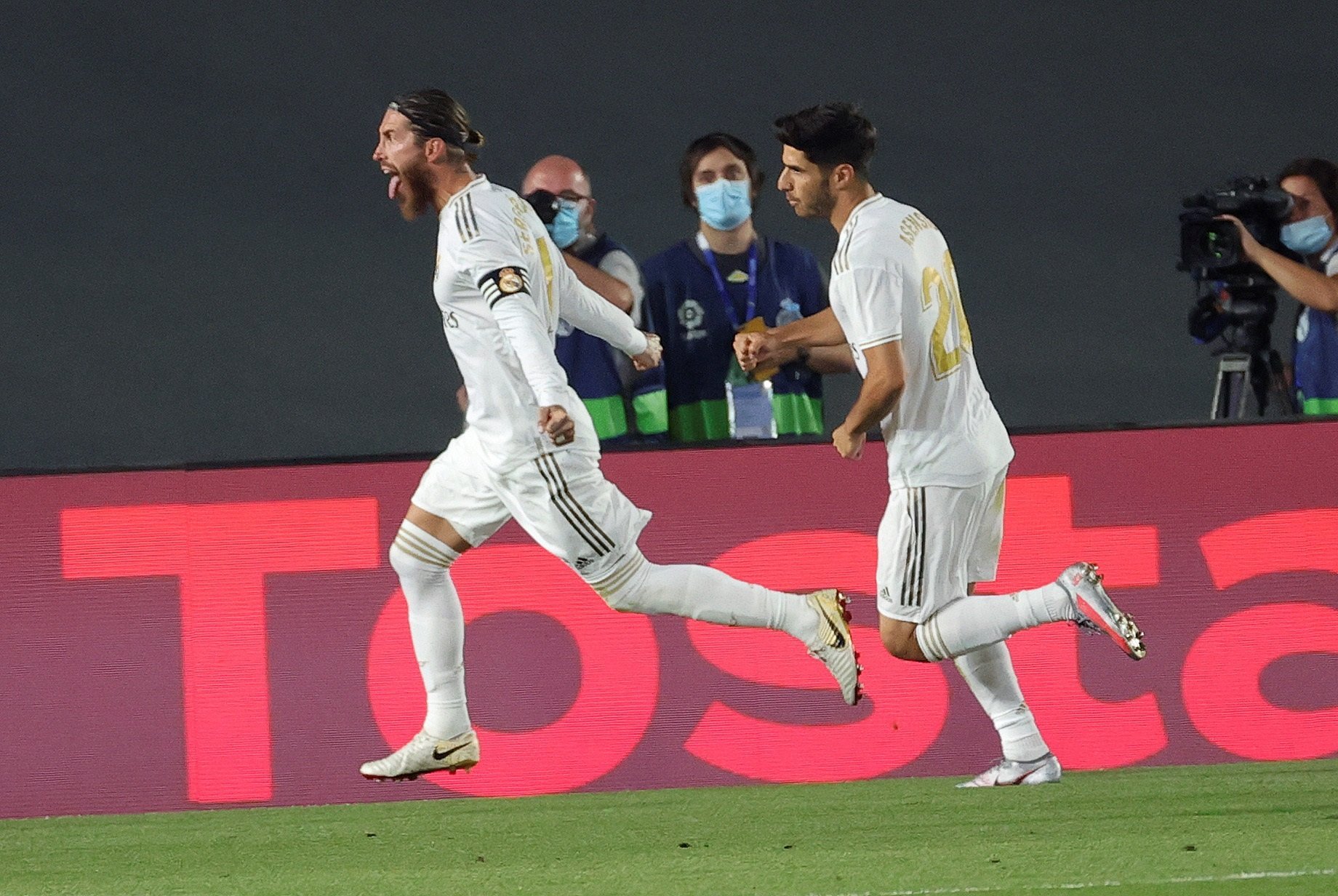 Sergio Ramos hace más líder a un decepcionante Real Madrid (1-0)