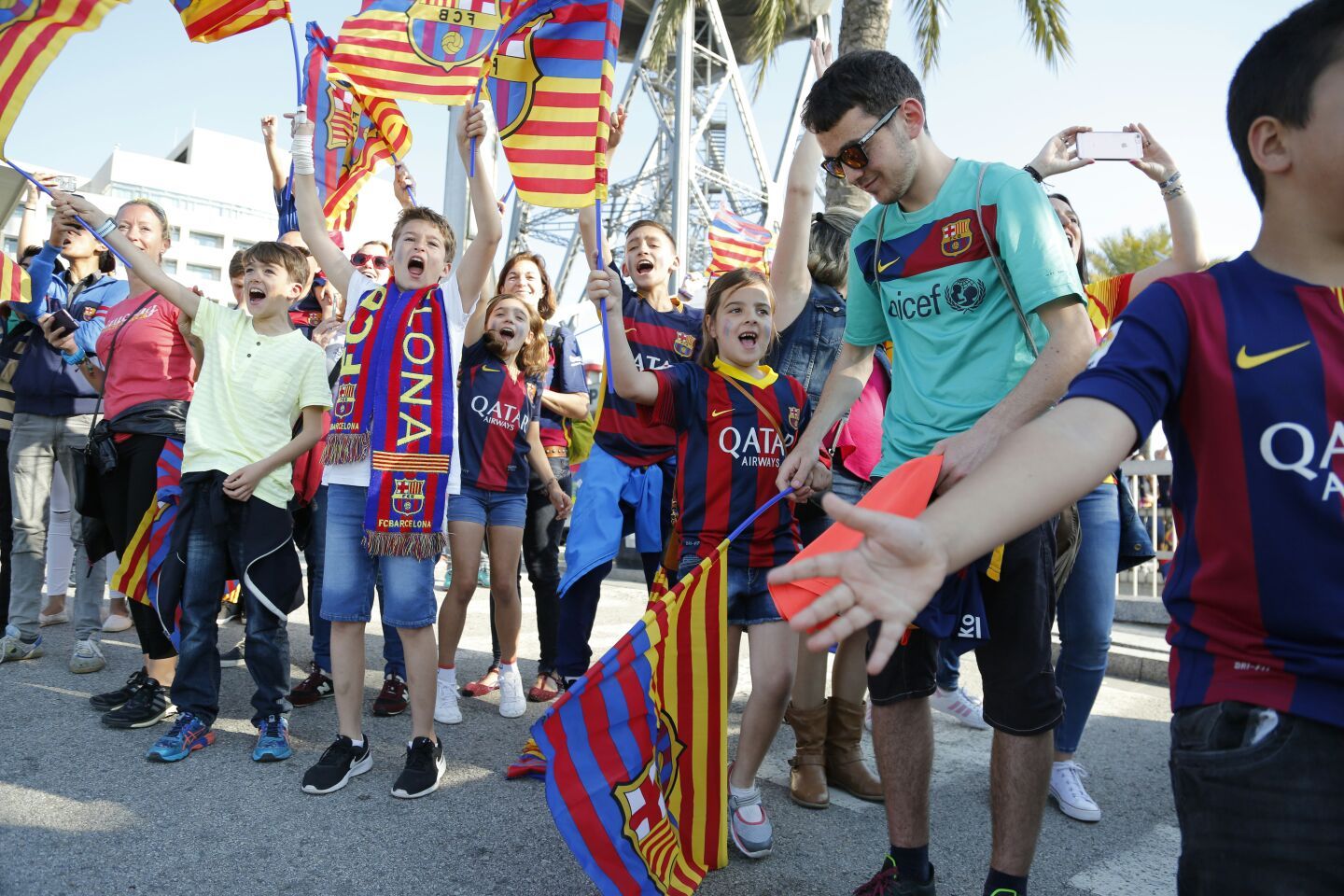 Barcelona rep els campions