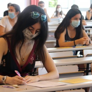 PAU 2021 | Un 97% dels alumnes catalans supera els exàmens de la Selectivitat