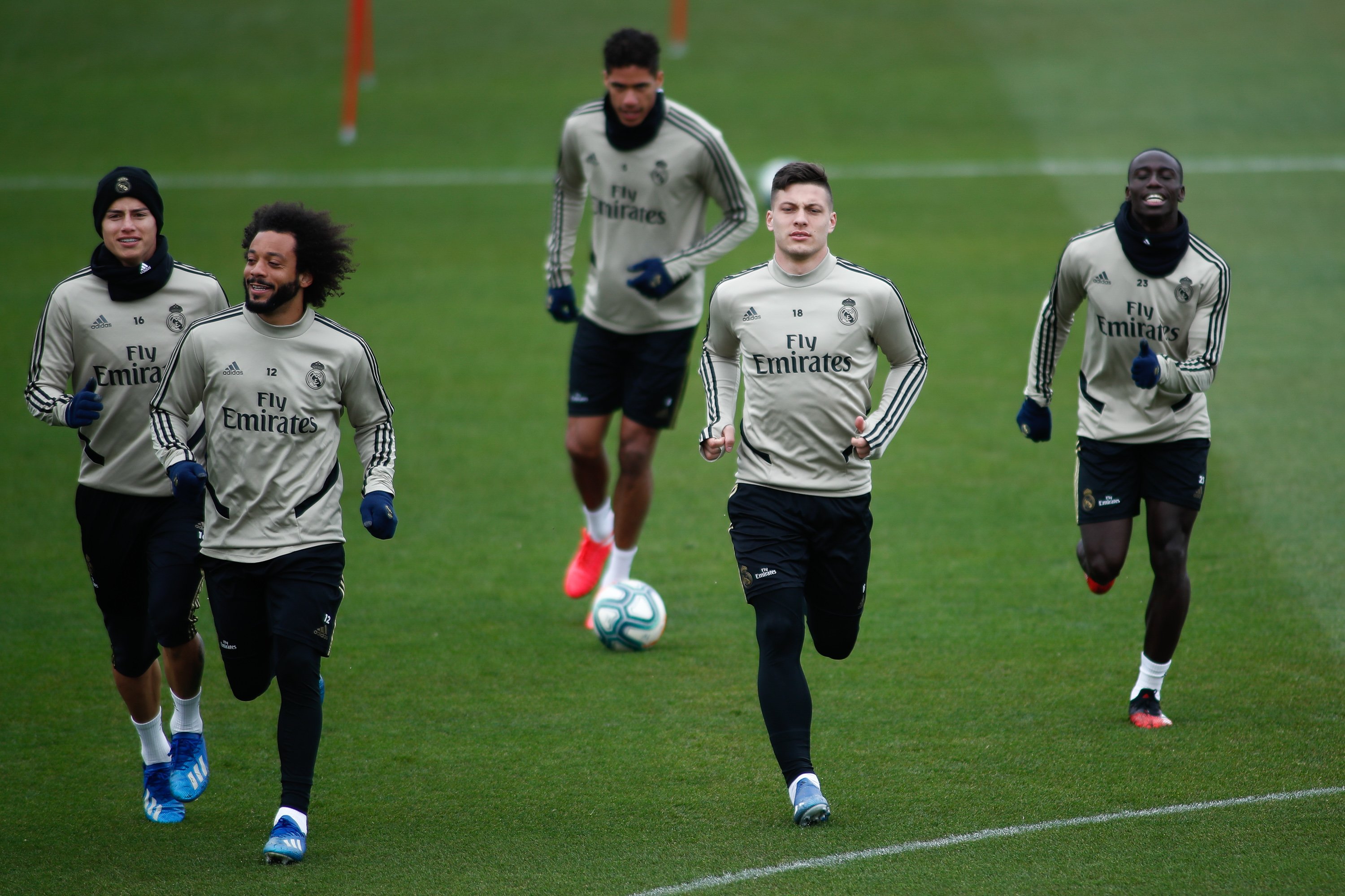 Jovic, jugador del Real Madrid, aislado por riesgo de coronavirus