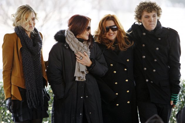 Riley Keough Priscilla Presley Lisa Marie Presley Benjamin Keough GTRES