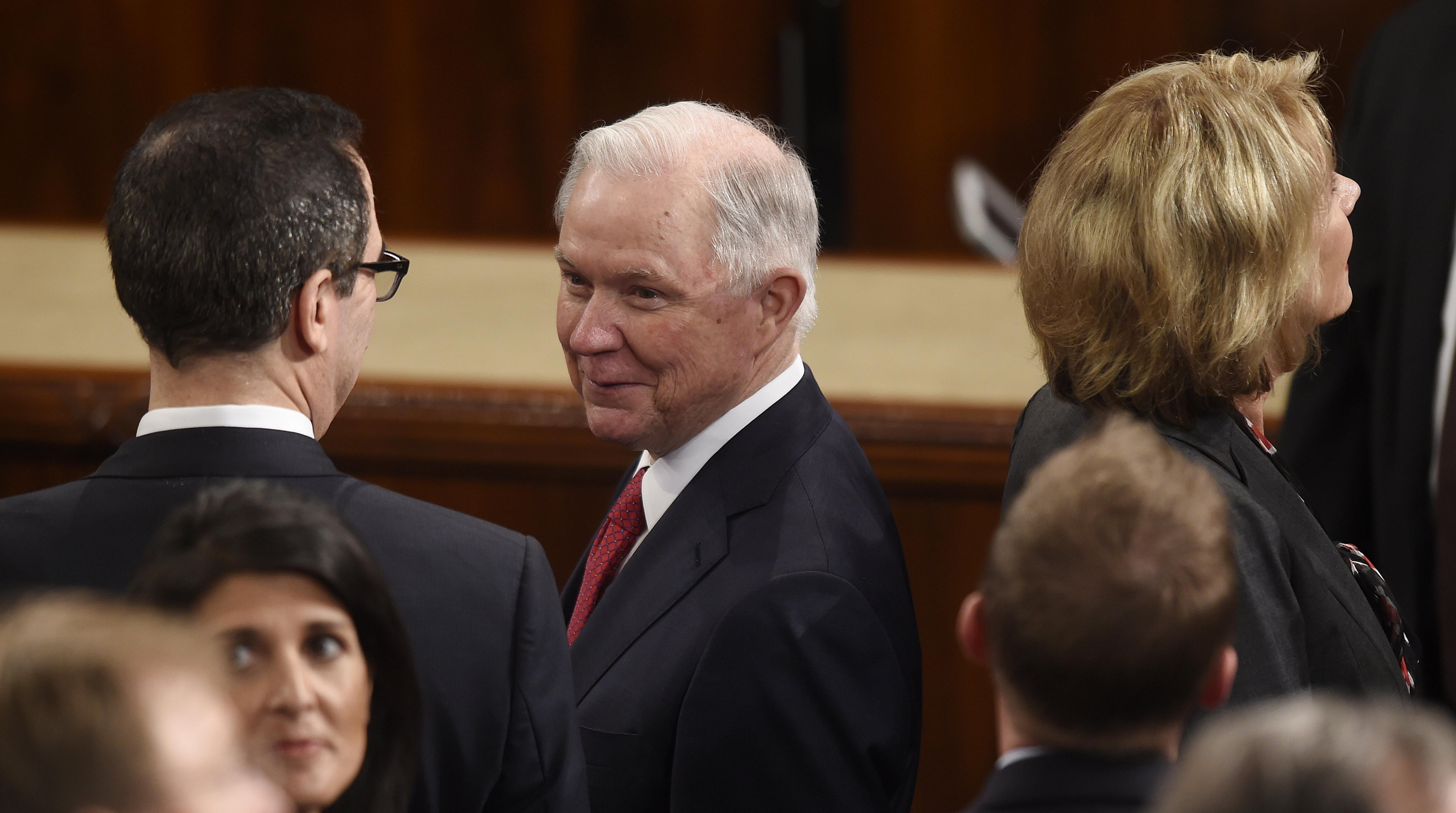 El fiscal de la trama rusa interroga al fiscal general de los EE.UU.