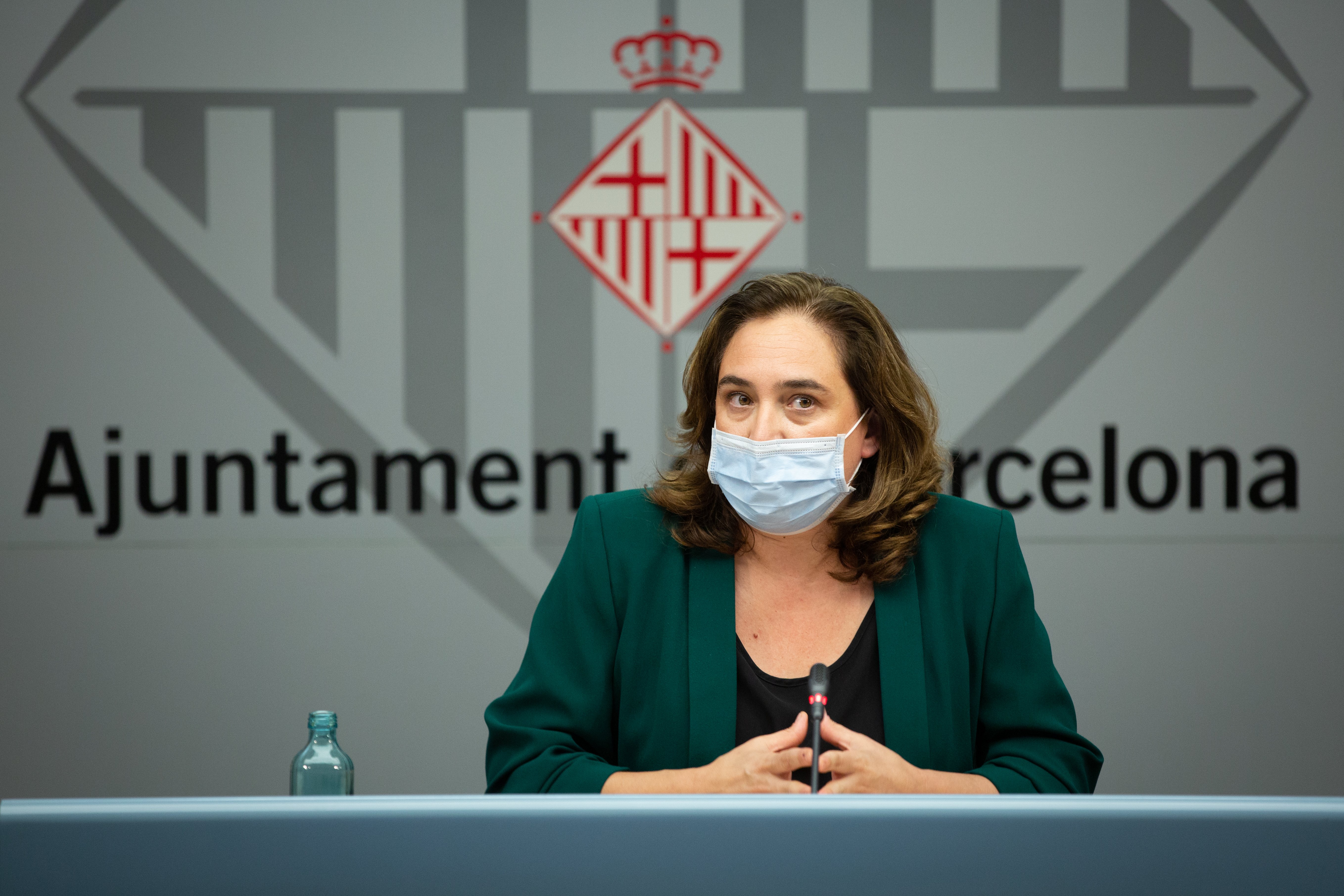 Colau descarta el confinament de Barcelona: "La situació no és alarmant"