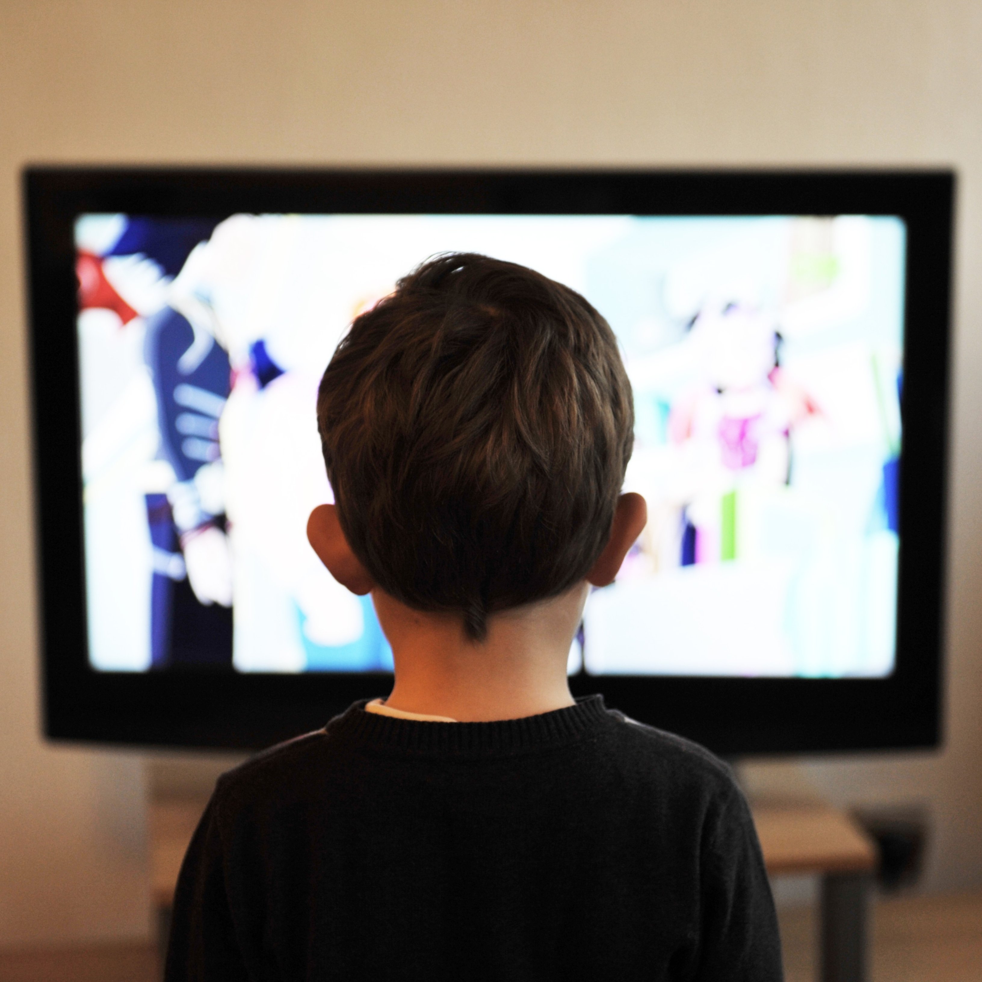 ¿Un exceso de pantallas puede penalizar el desarrollo del lenguaje de los niños?