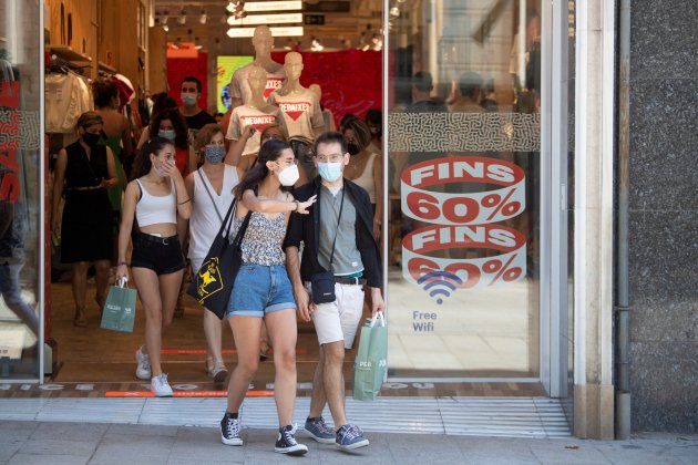 tienda barcelona coronavirus mascarilla - efe