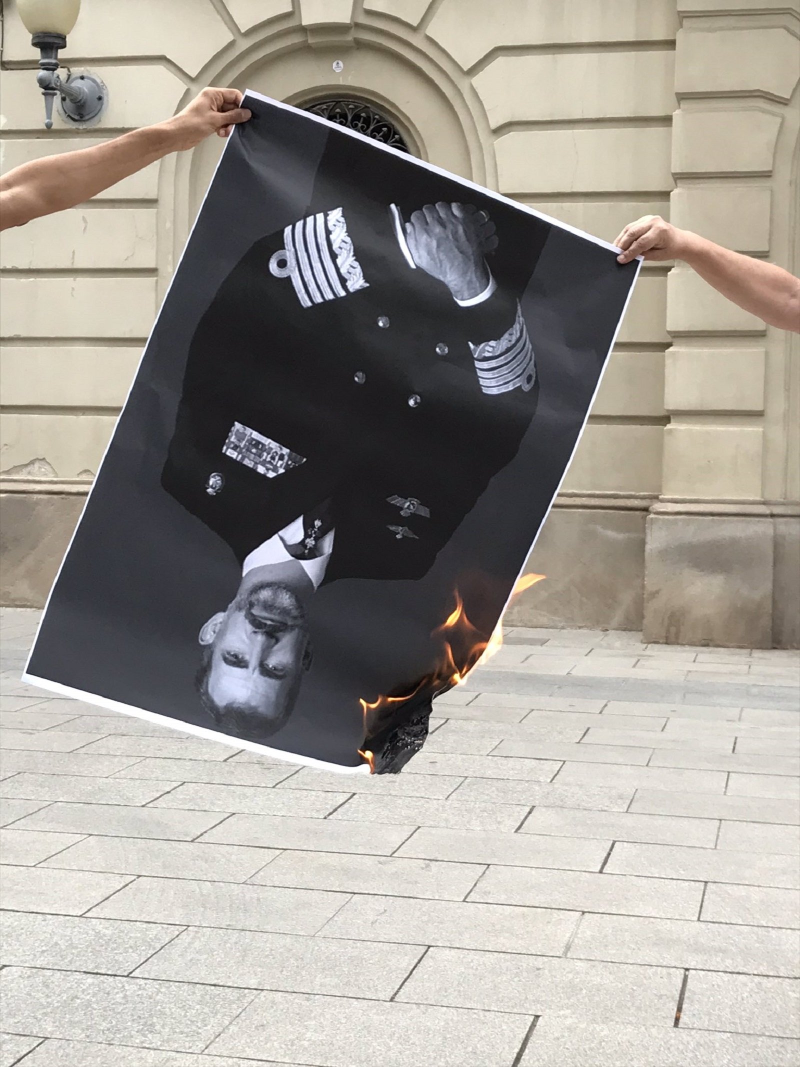 Los CDR preparan una manifestación contra Felipe VI: "Fuego al Borbón"