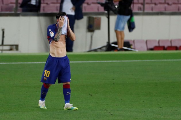 Messi triste Barça EFE