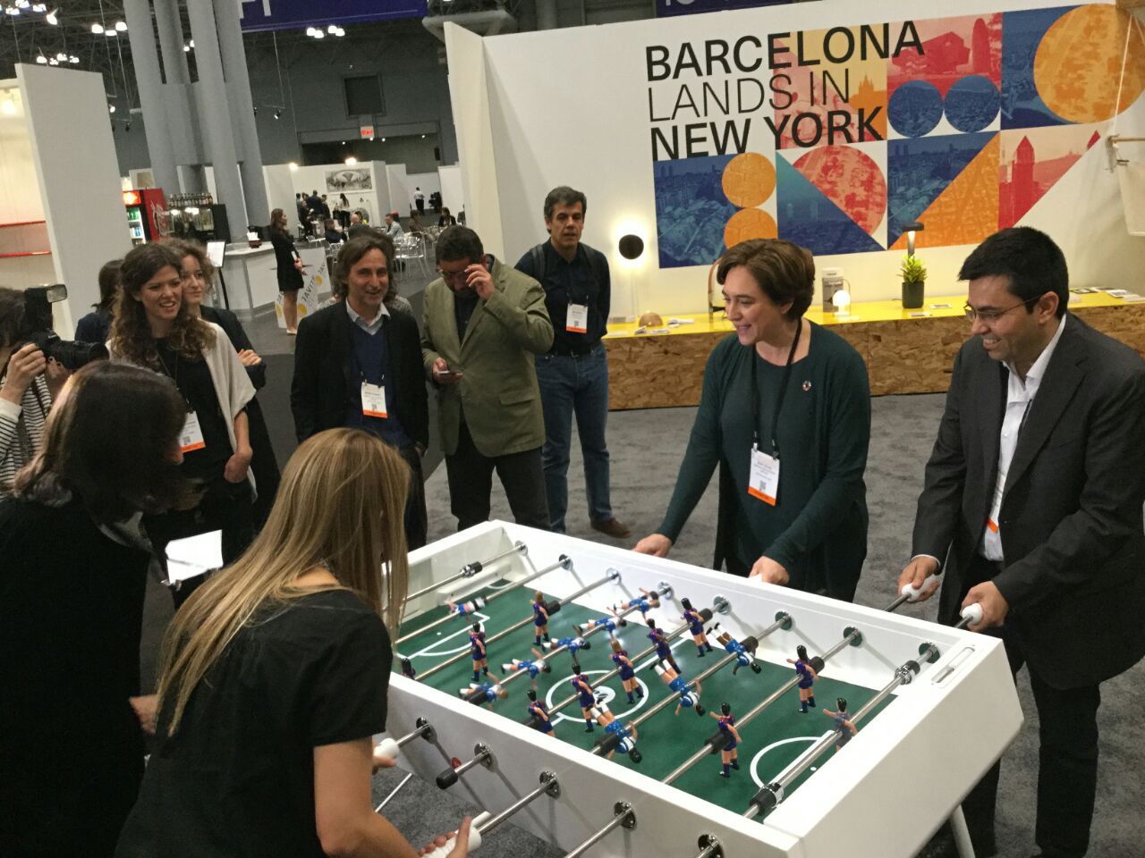 Colau y Pisarello exportan el modelo Barcelona a Nueva York