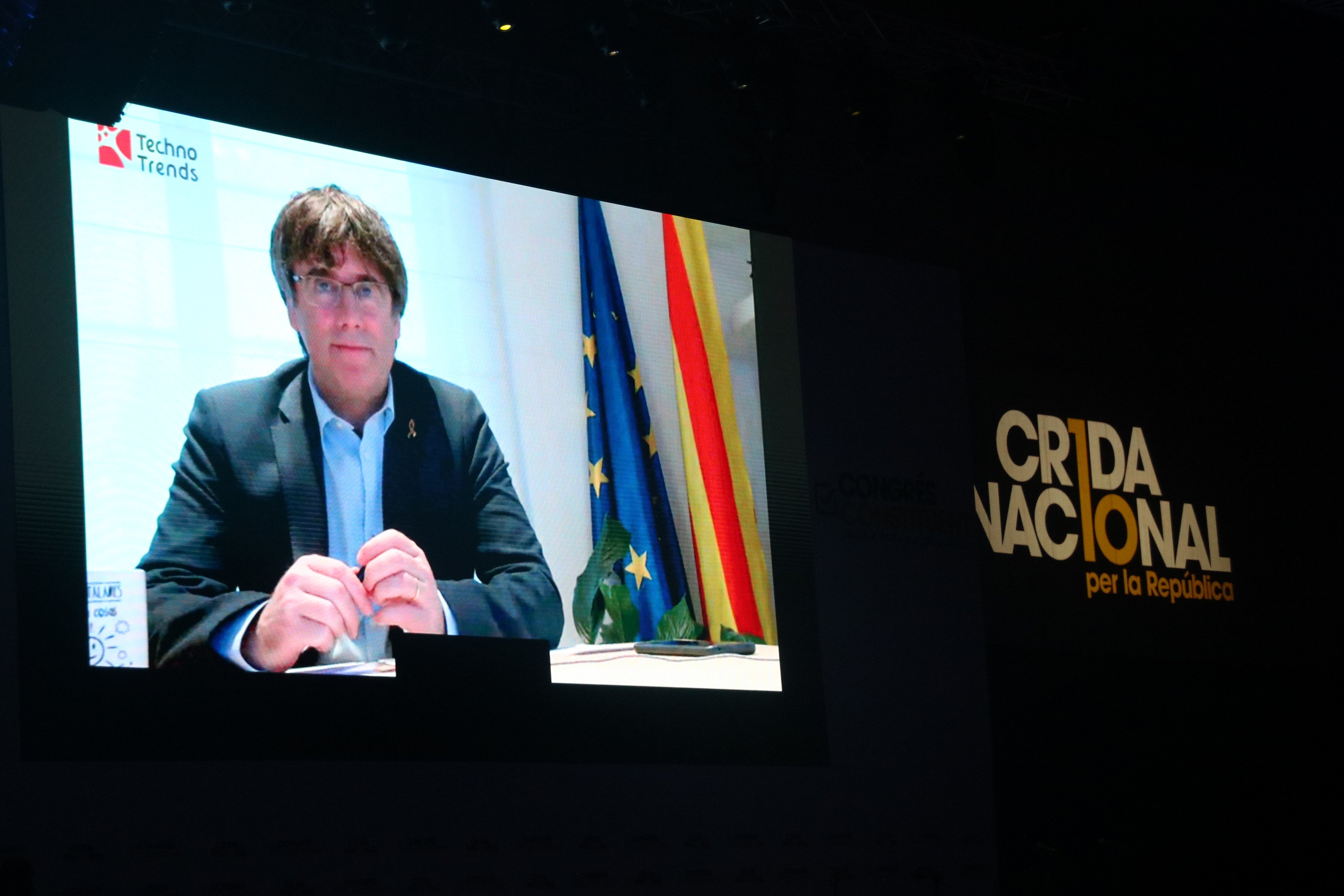 Els socis de la Crida avalen ser una fundació i donar suport a Puigdemont