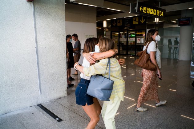 EuropaPress abraçada aeroport palma mallorca dia