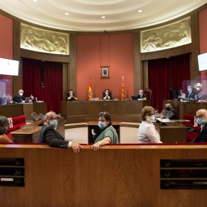 El Suprem desautoritza dos magistrats del TSJC i fa repetir el judici a la mesa de Forcadell