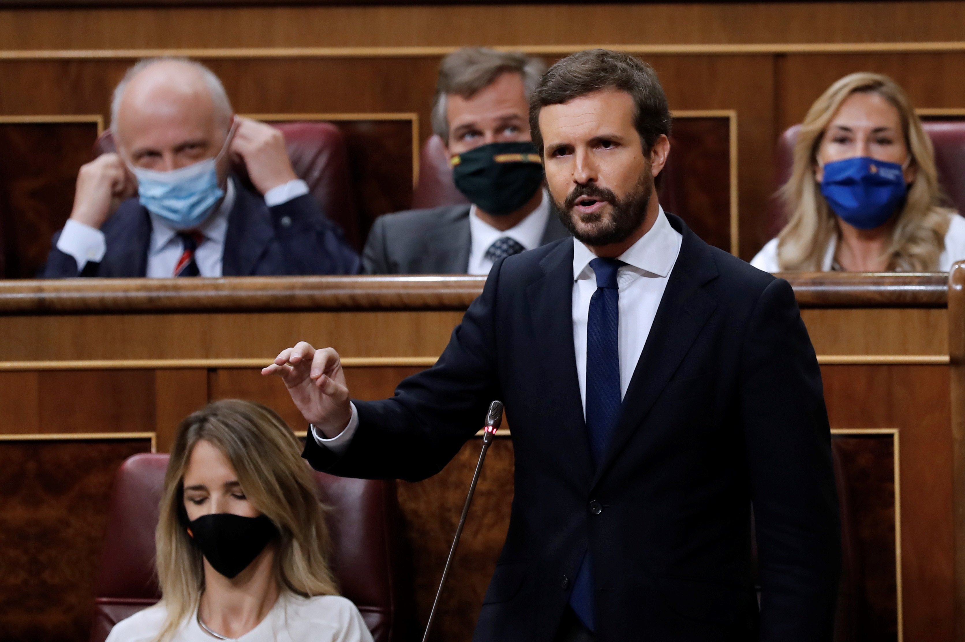 Casado rebutja la moció de Vox: ell és l'"única alternativa" a Sánchez