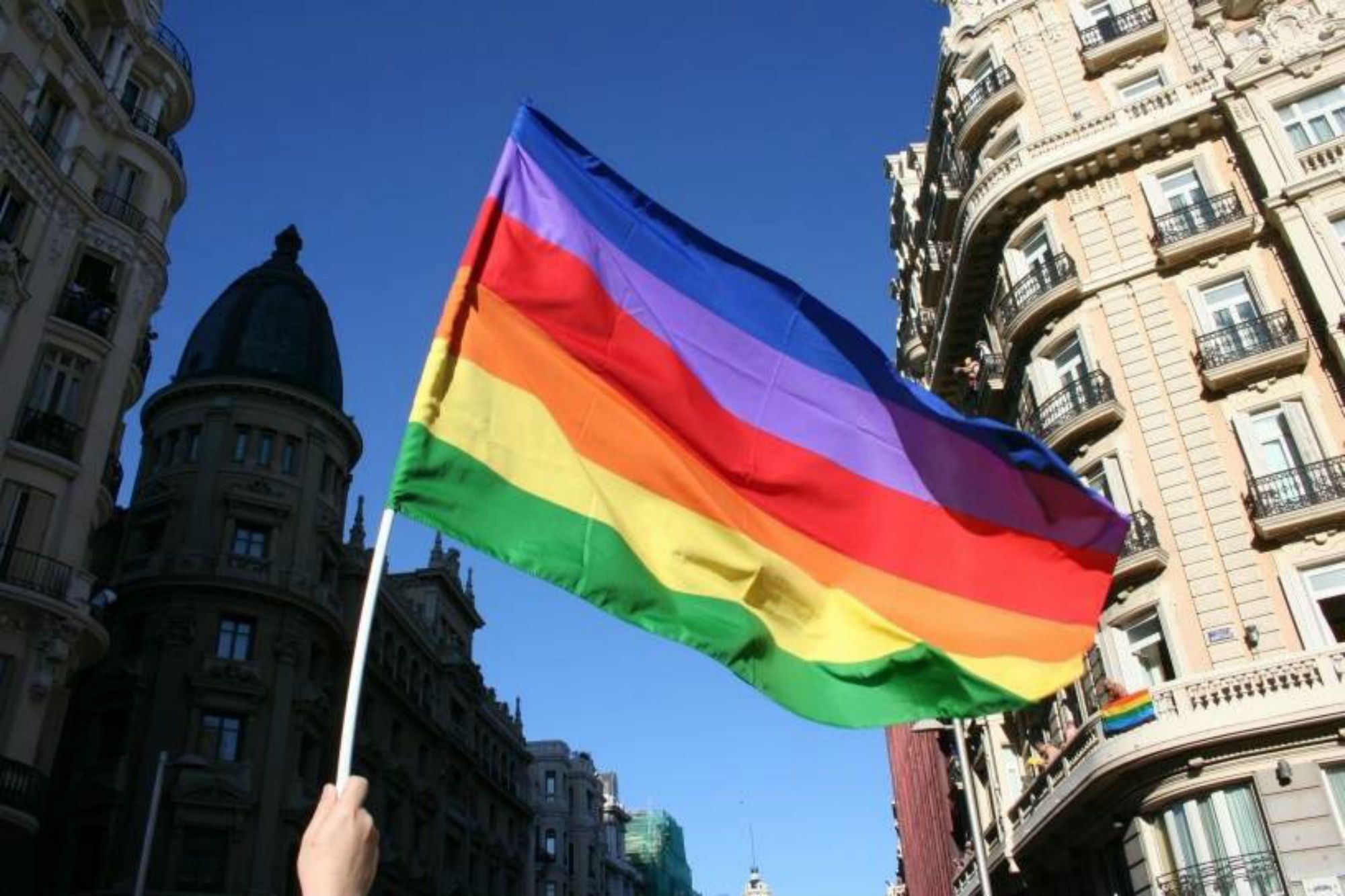 El CAC denuncia a la Fiscalia 33 continguts homofòbics a Internet