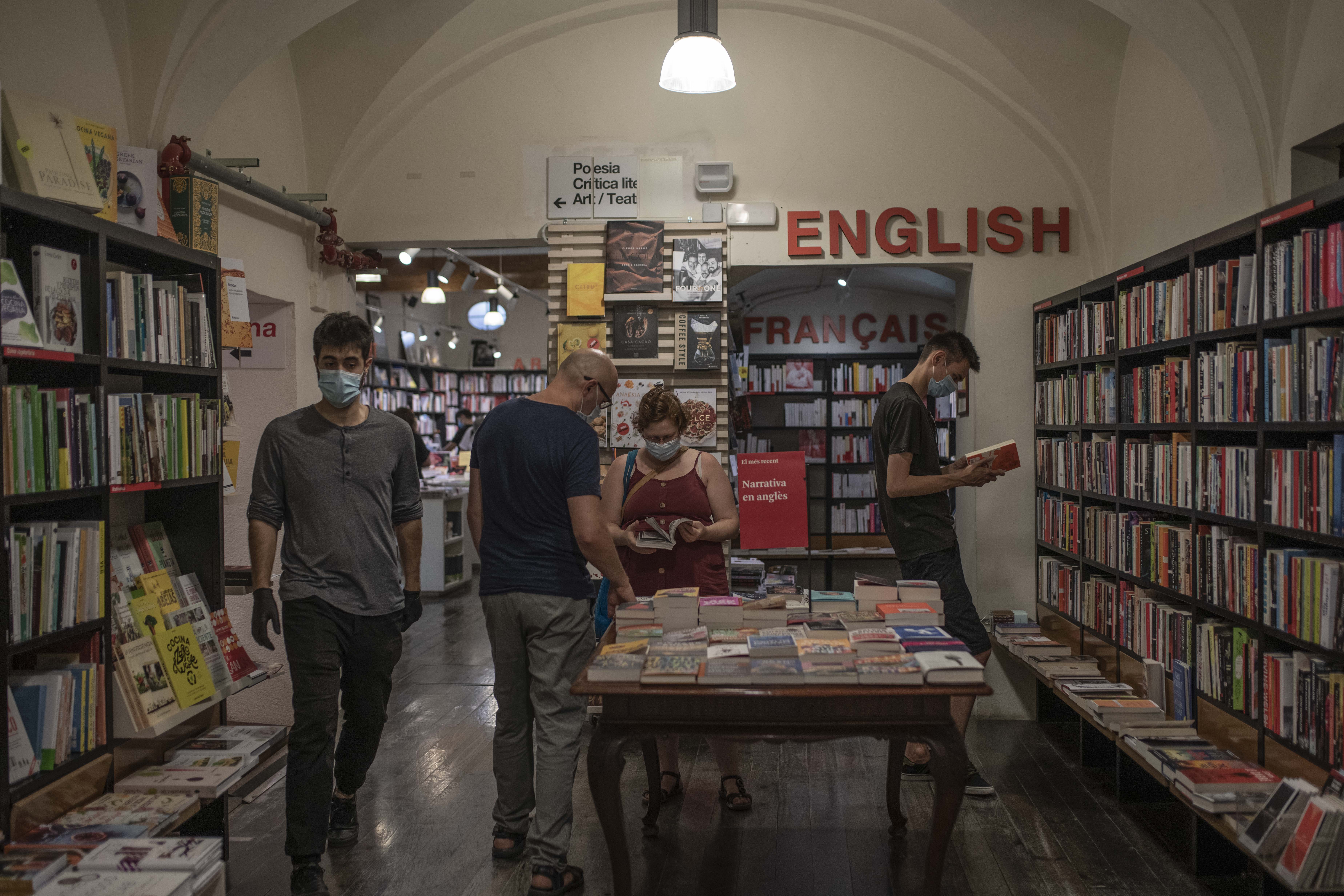 Que no t'expliquin contes: històries reals per aquest Sant Jordi