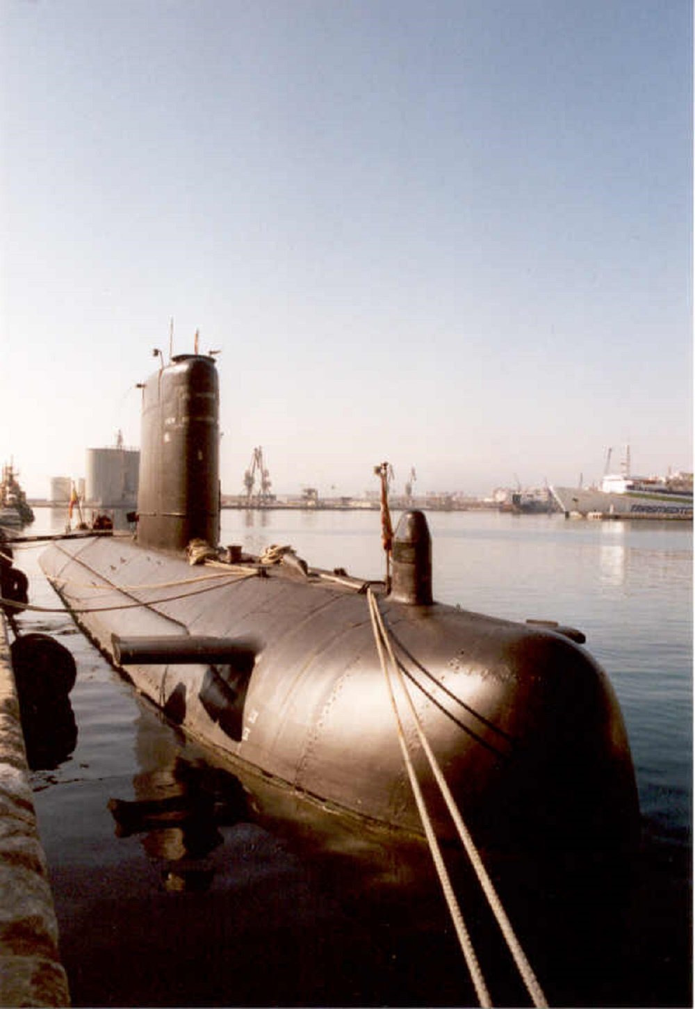 ¿Quiere comprar un submarino militar por menos de 100.000 euros?