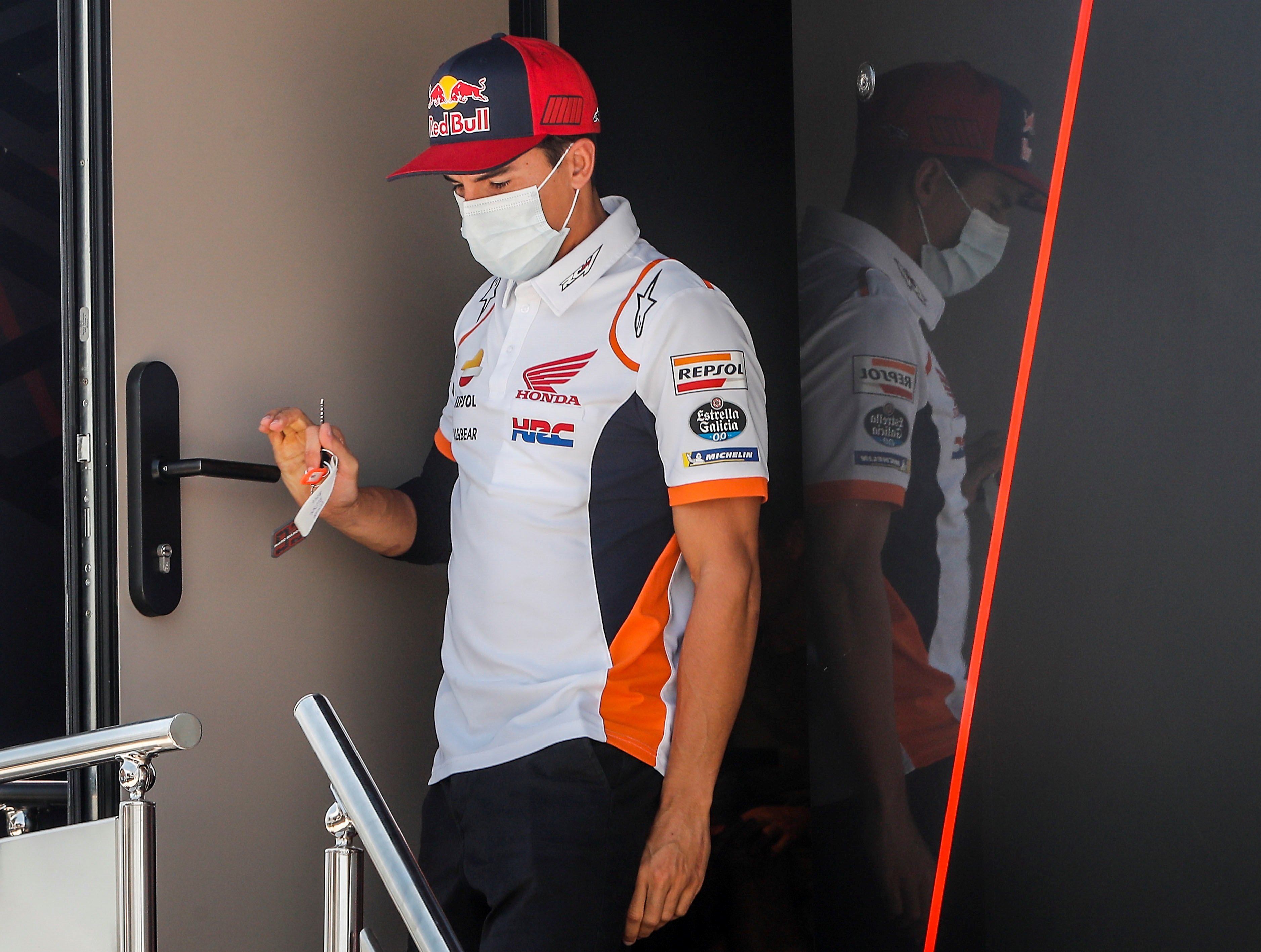 Márquez no torna a l'Aragó i perd tota opció de revalidar el títol de MotoGP