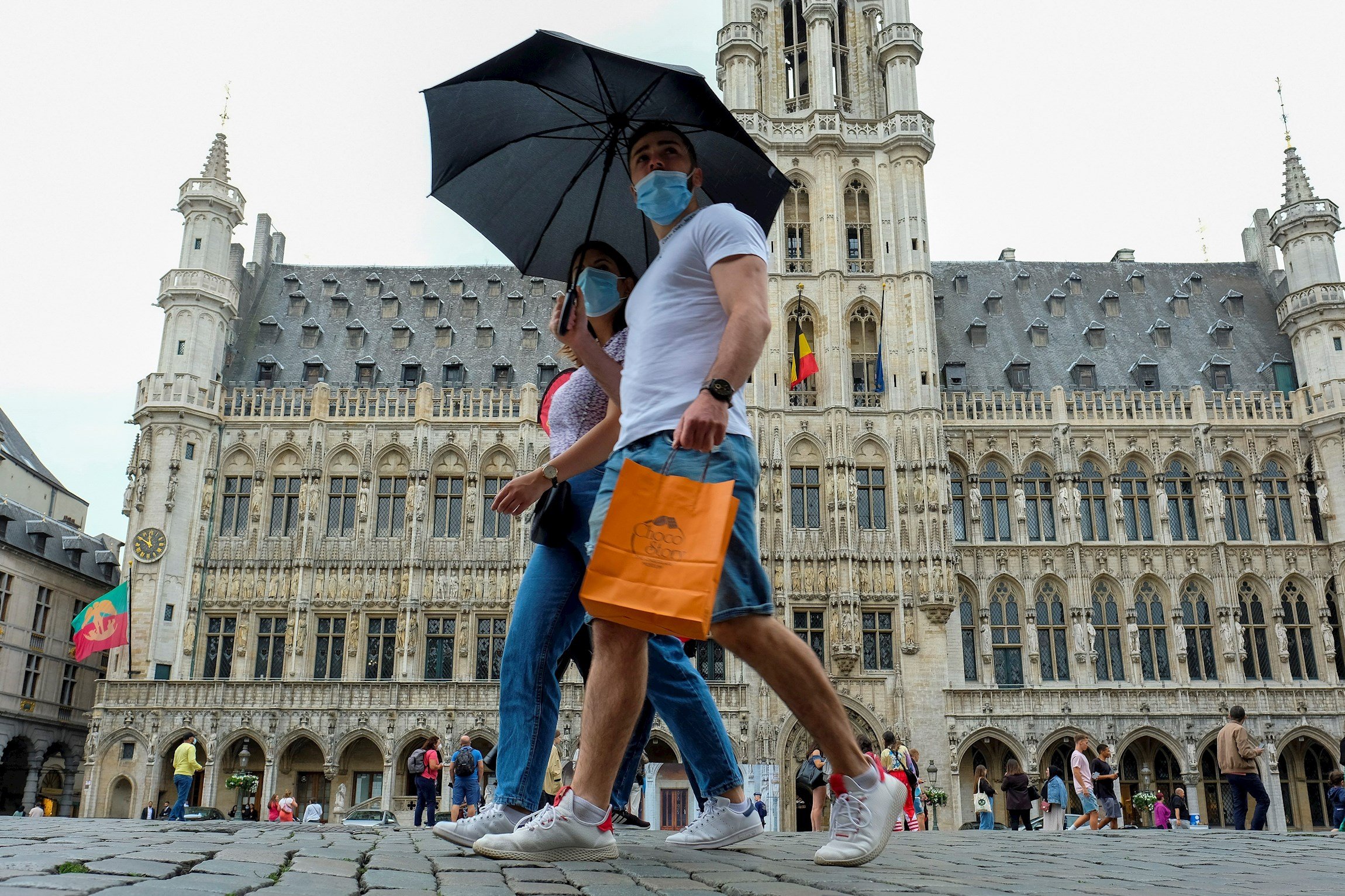 Bèlgica prohibeix els viatges turístics a Barcelona i Navarra pel coronavirus