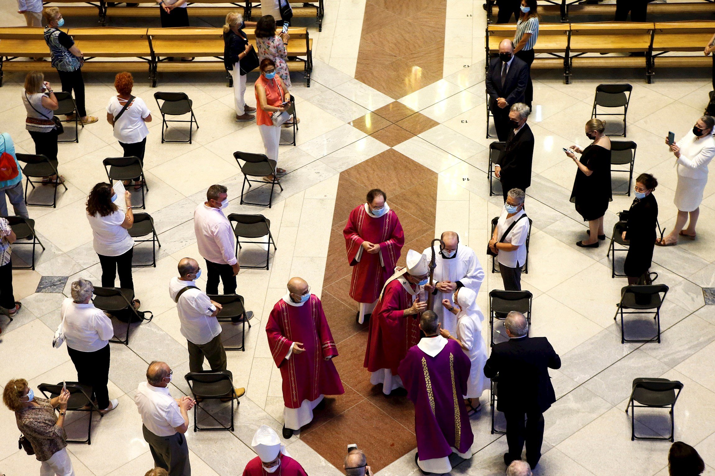 L'Arquebisbat reafirma que acudirà als tribunals per la missa de la Covid