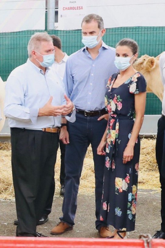 Felip Leticia vacas 2 twitter casa real