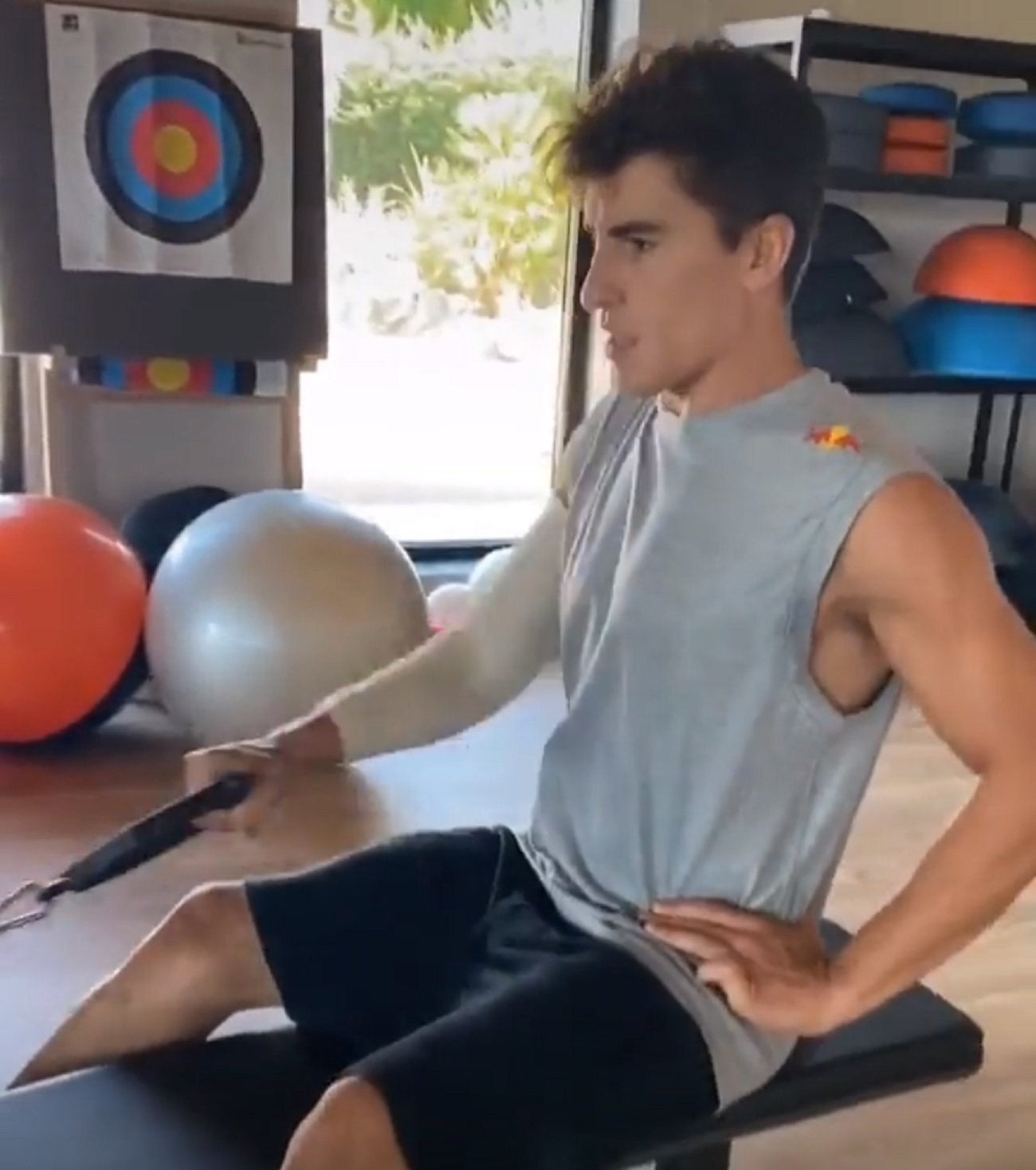 VÍDEO | Marc Márquez segueix impressionant amb els exercicis postoperació