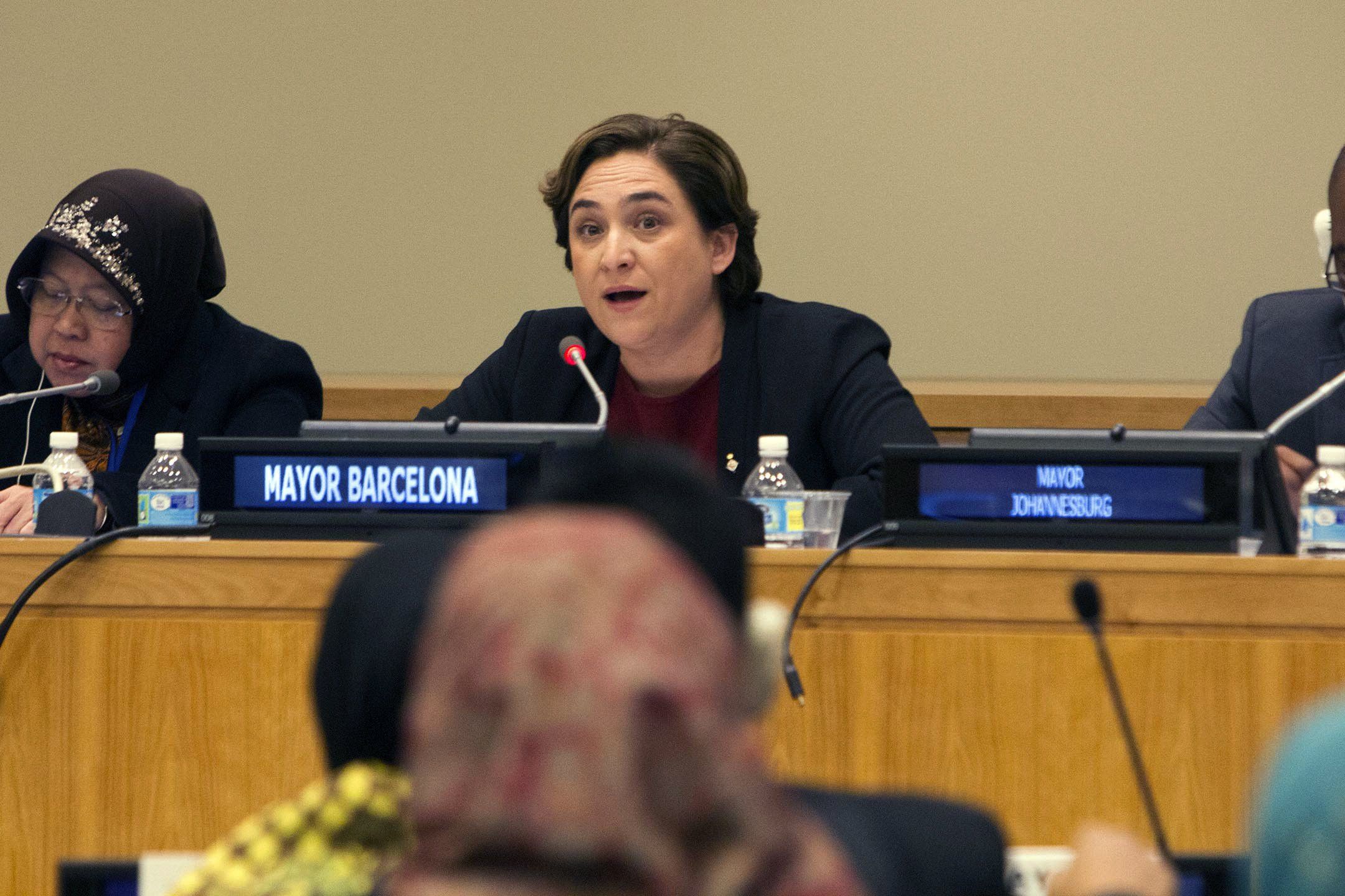 Onada de crítiques a Colau per parlar en castellà a l’ONU