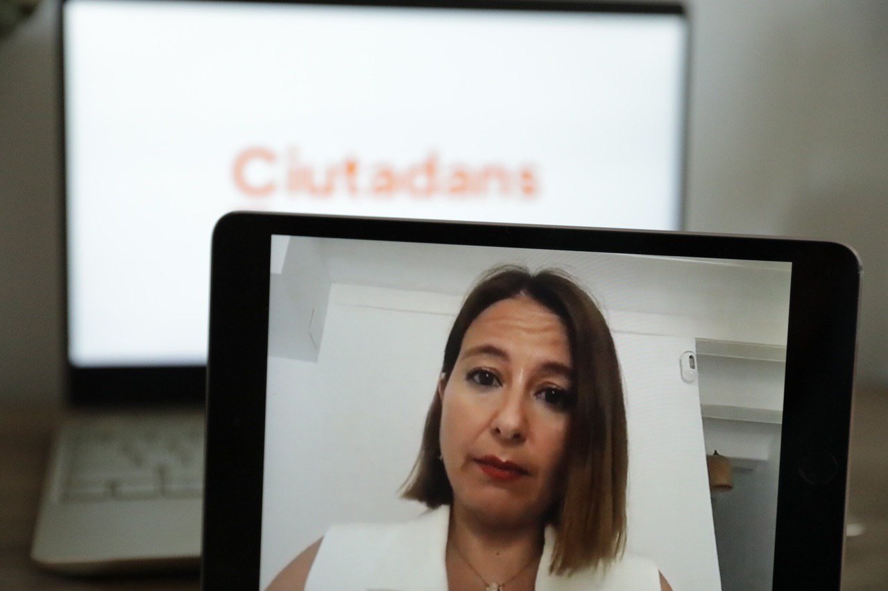 Sierra (Cs) ve "ejemplar" la actuación de Felipe VI