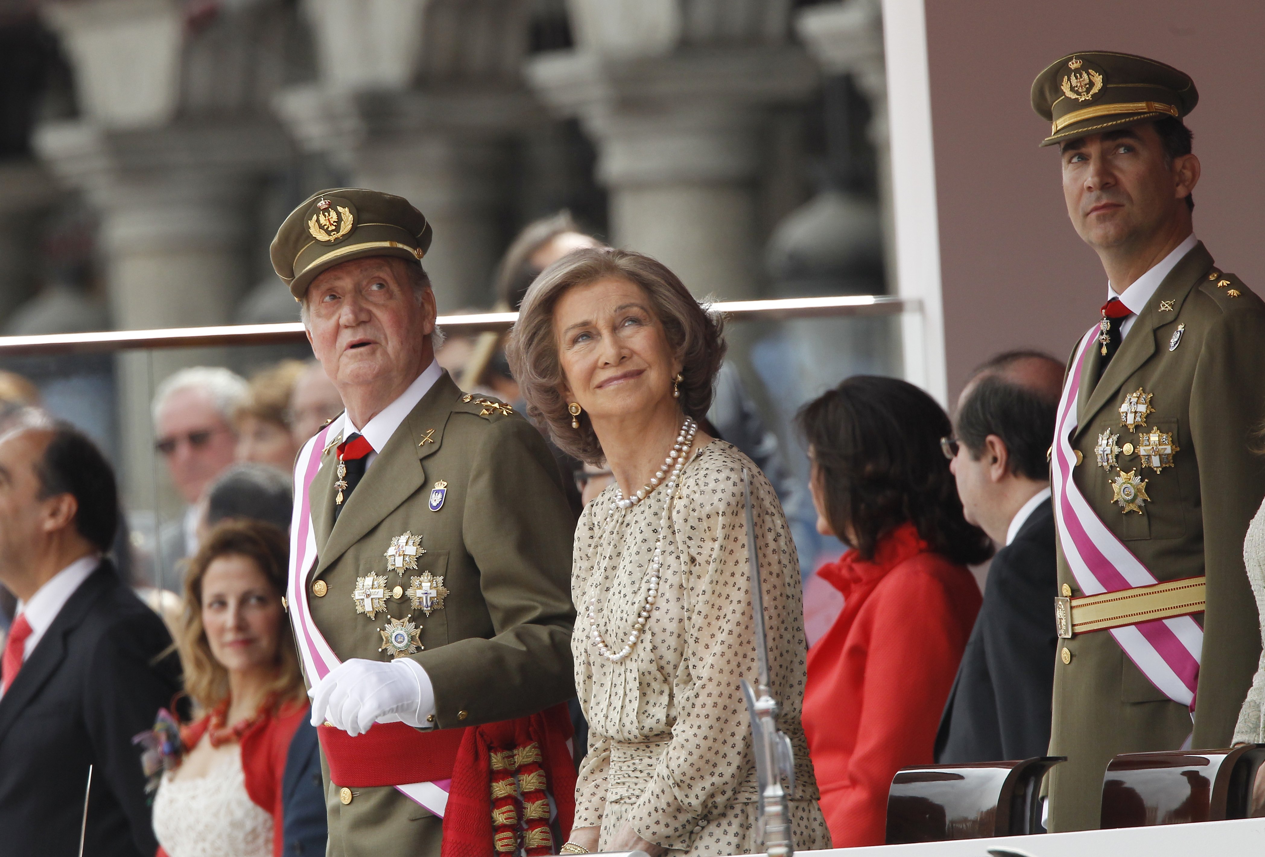 Juan Carlos, Sofía and other Spanish royals, investigated over opaque credit cards