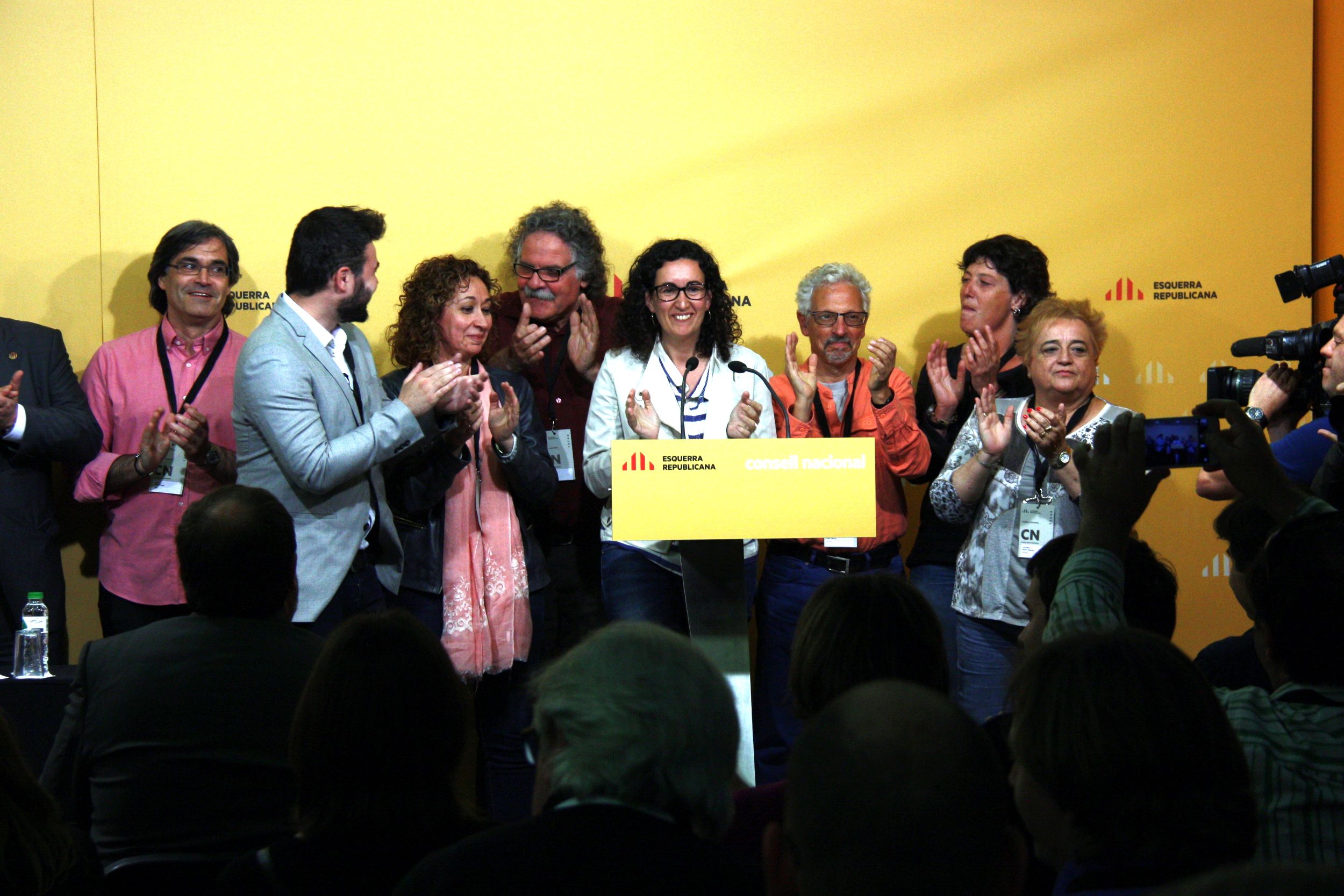 Rovira: "S'ha acabat anar a demanar permís a Madrid"