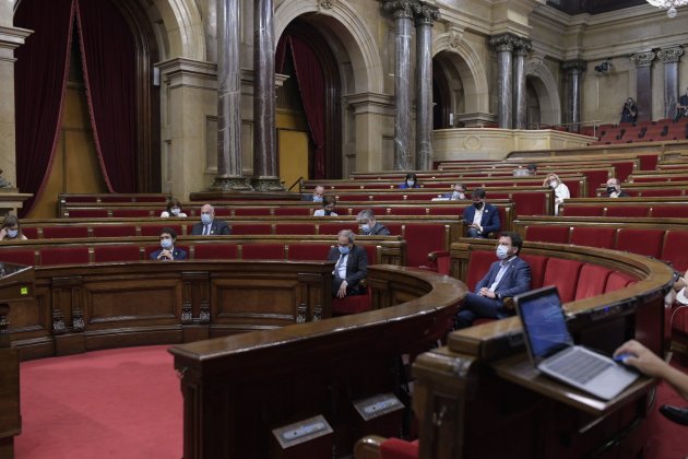 ple parlament monarquia maria contreras coll