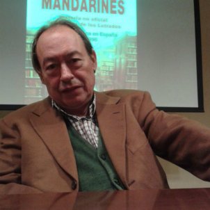 El periodista Gregorio Morán, víctima de un infarto