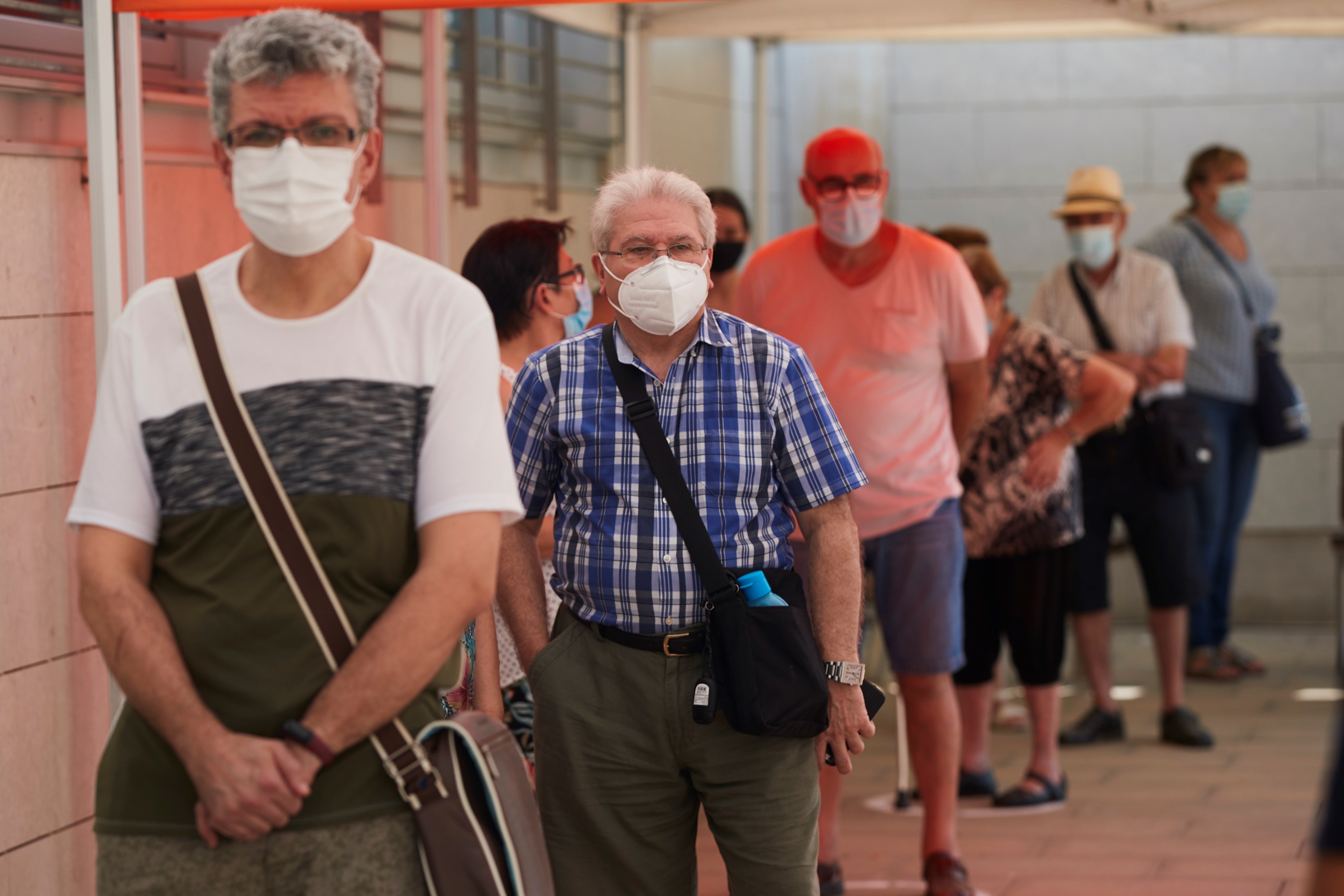 Espanya ja frega els 330.000 casos de coronavirus
