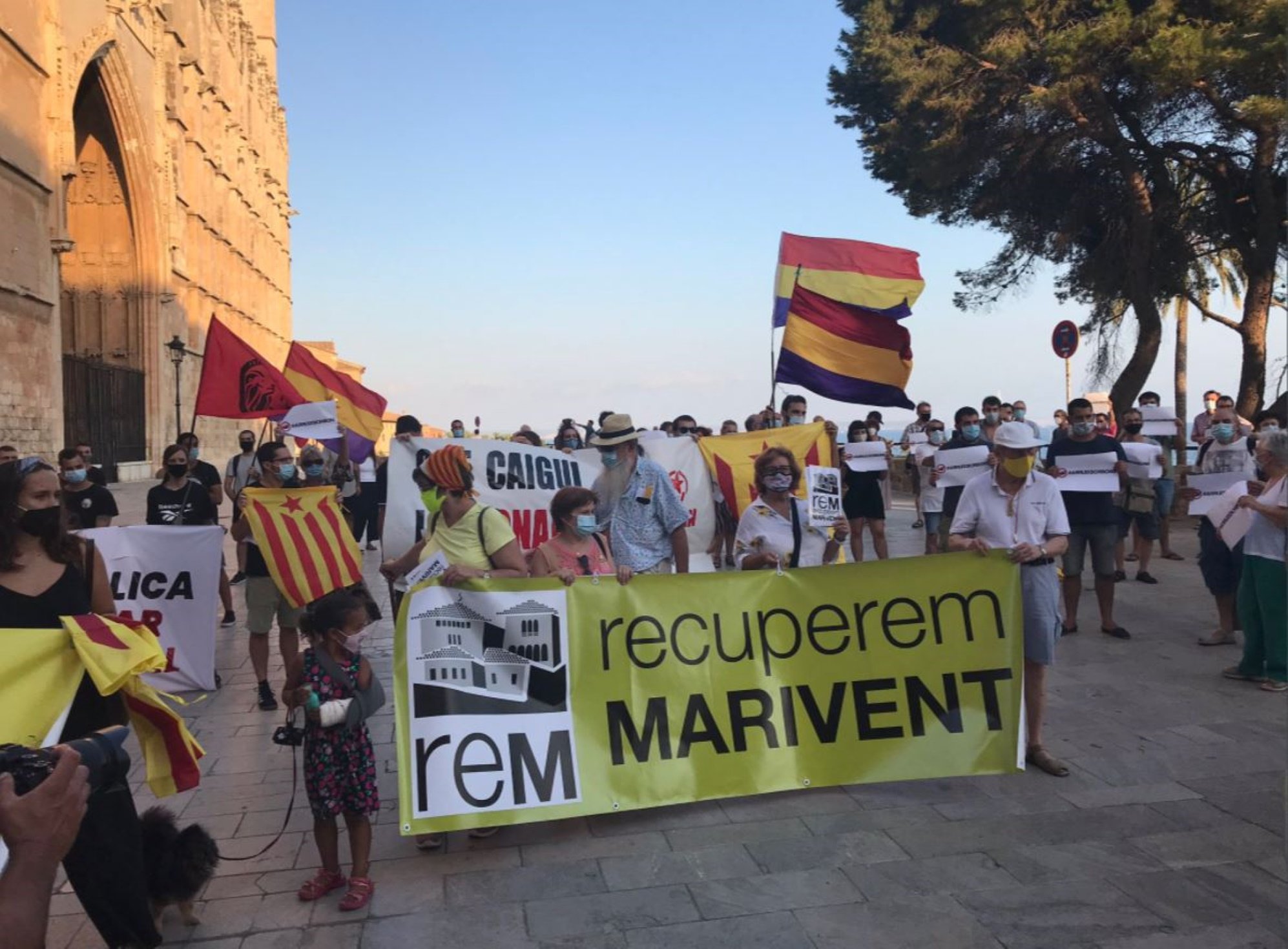 Una concentració mallorquinista a Palma clama per "Recuperar Marivent"