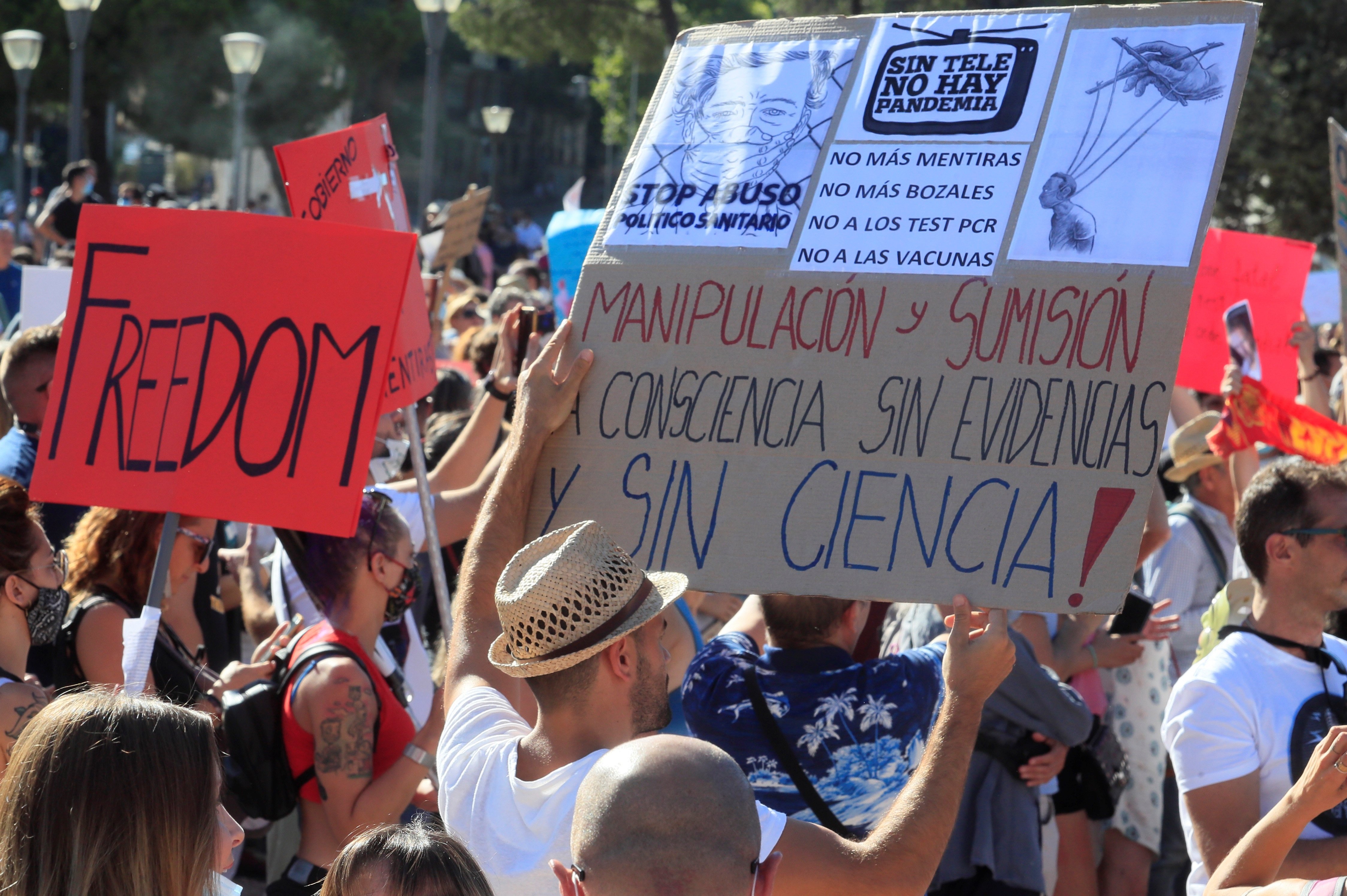 Piden investigar la concentración contra las mascarillas y tomar medidas