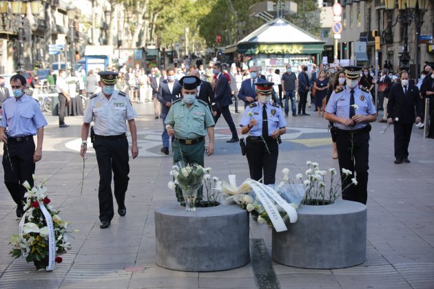 ofrenda atentados 17-A el nacional sergi alcàzar
