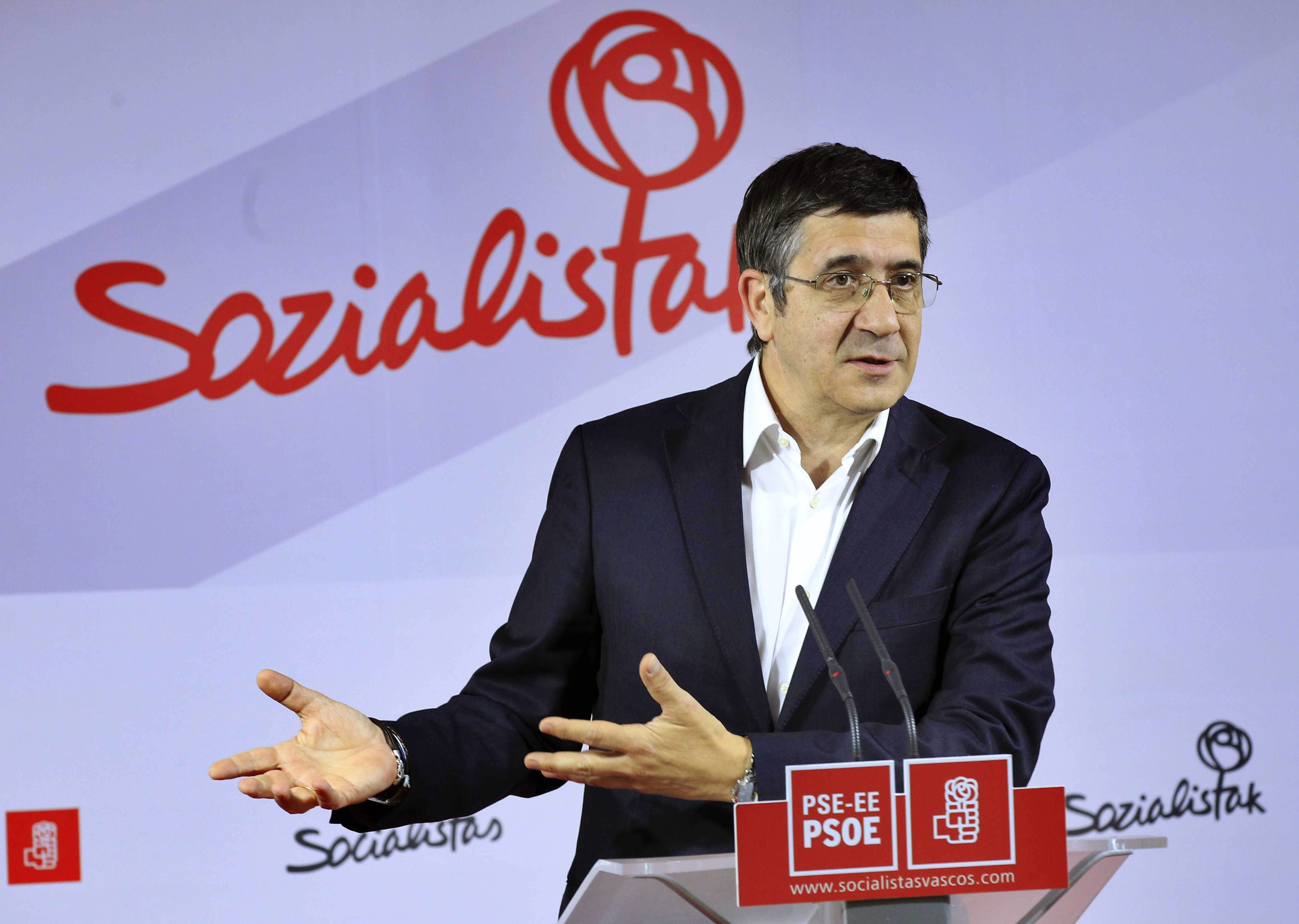 Patxi López pide no utilizar el artículo 155 como "amenaza" Patxi López pide no utilizar el artículo 155 como "amenaza"