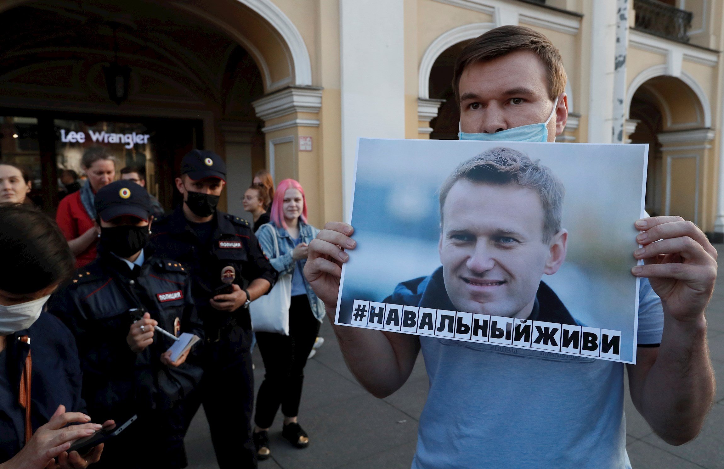 protesta oposicio rusa cartel navalni efe
