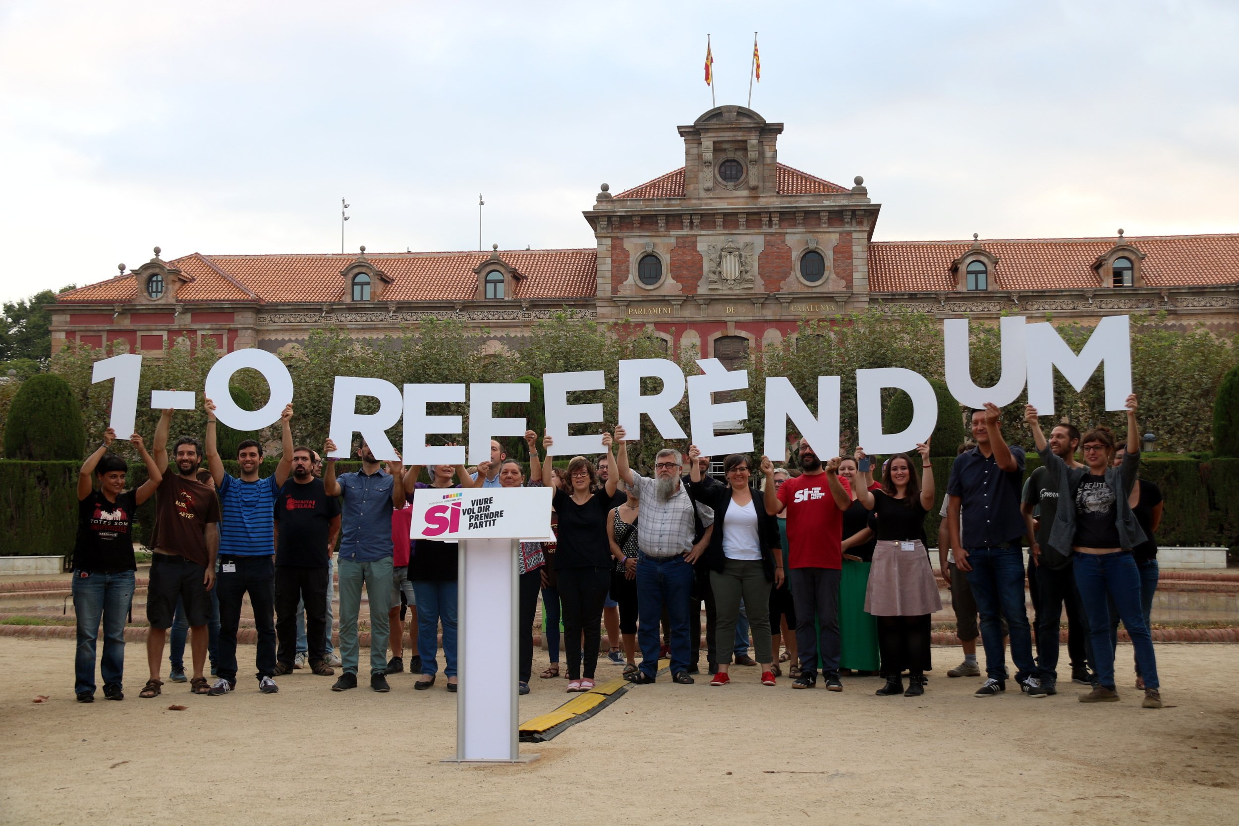 La Fiscalía Anticorrupción abre diligencias a la CUP por la campaña del 1-O