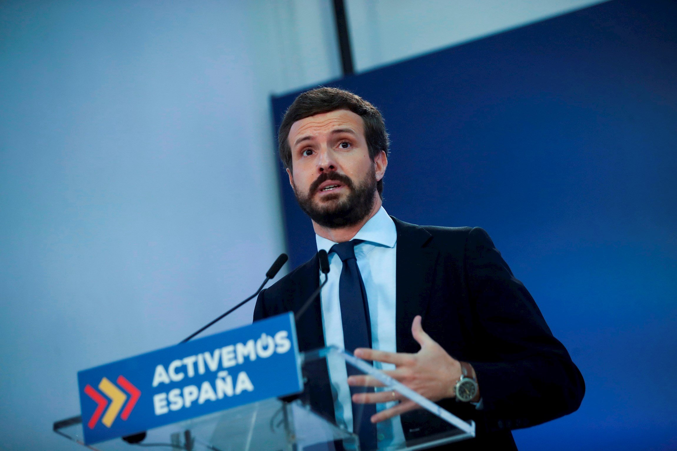 Casado ja parla de "la més greu crisi institucional" de la història recent